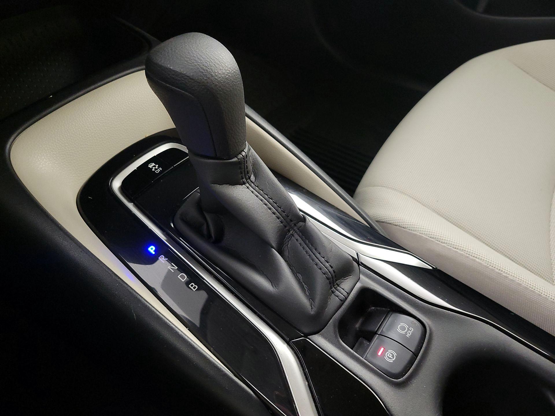 Thumbnail: 2022 Toyota Corolla - 17