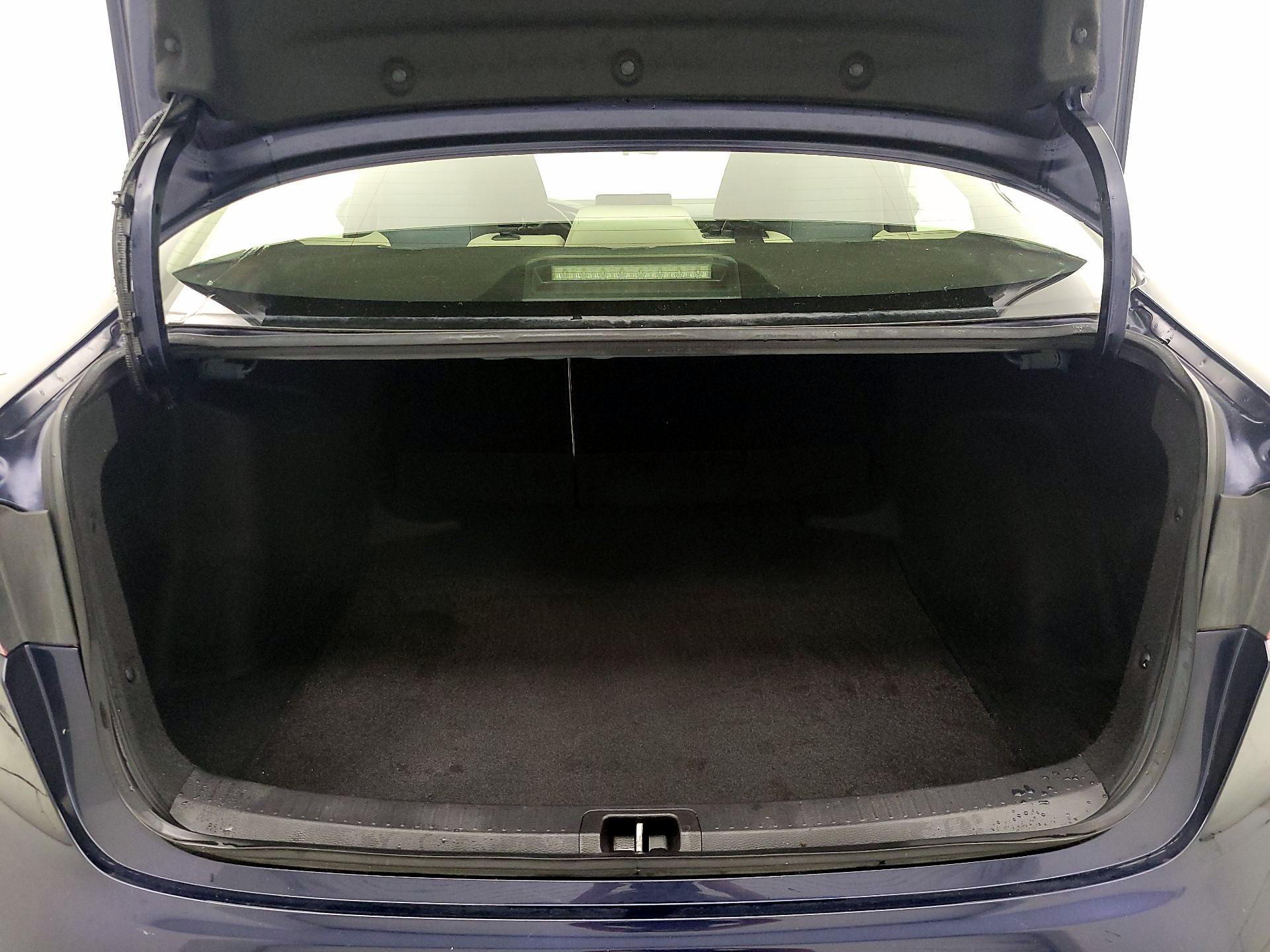 Thumbnail: 2022 Toyota Corolla - 19