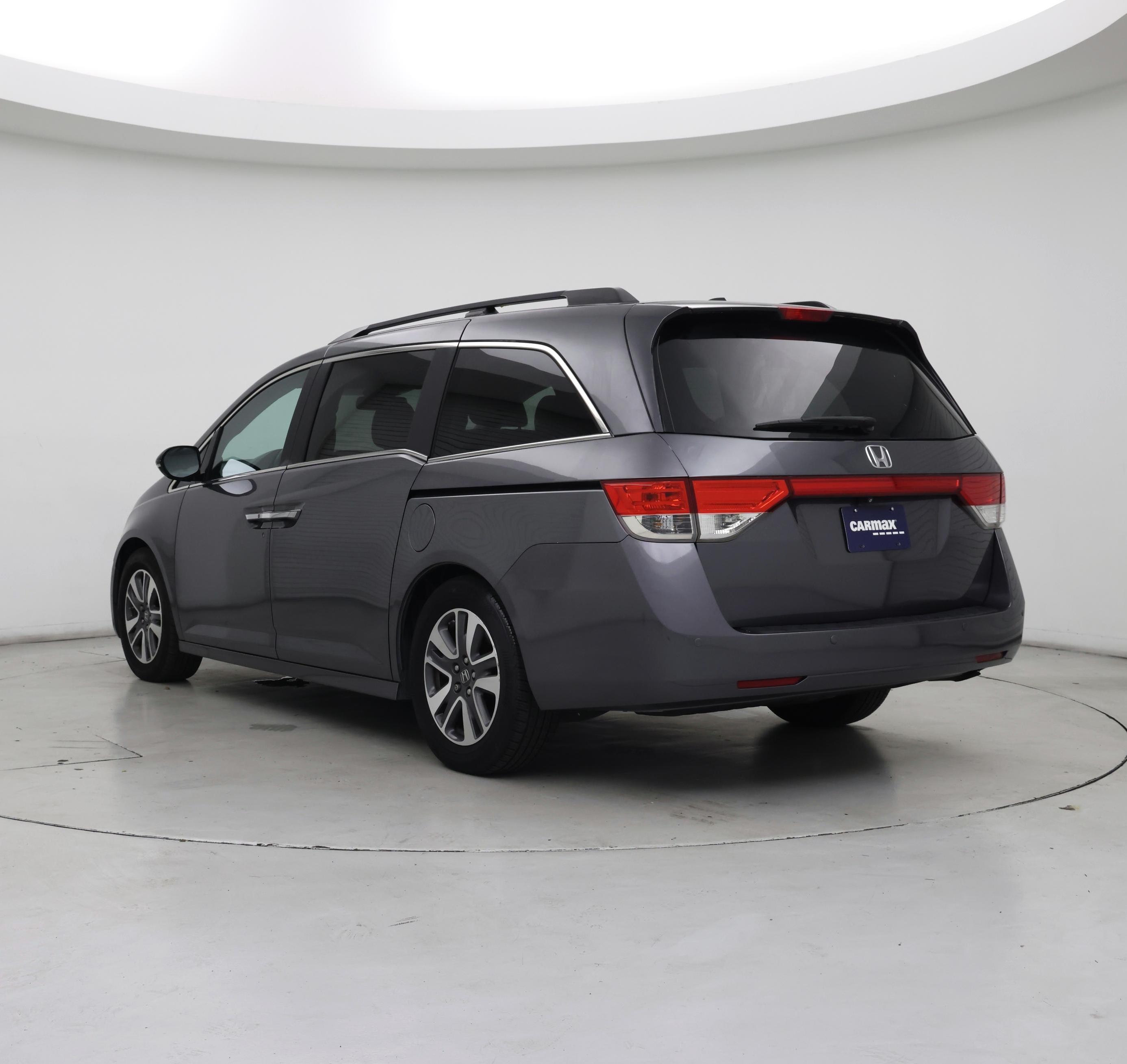 Thumbnail: 2014 Honda Odyssey - 2
