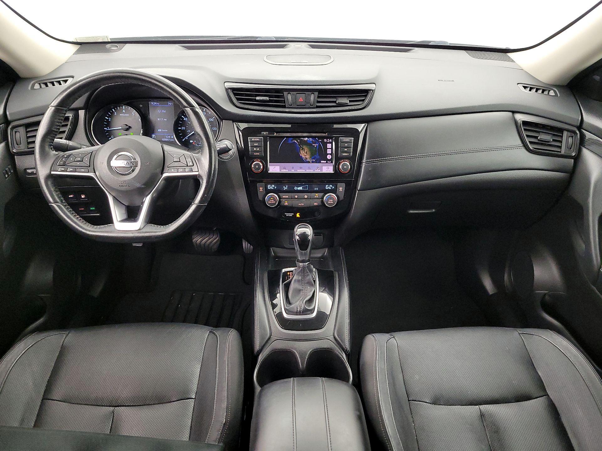 Thumbnail: 2018 Nissan Rogue - 9
