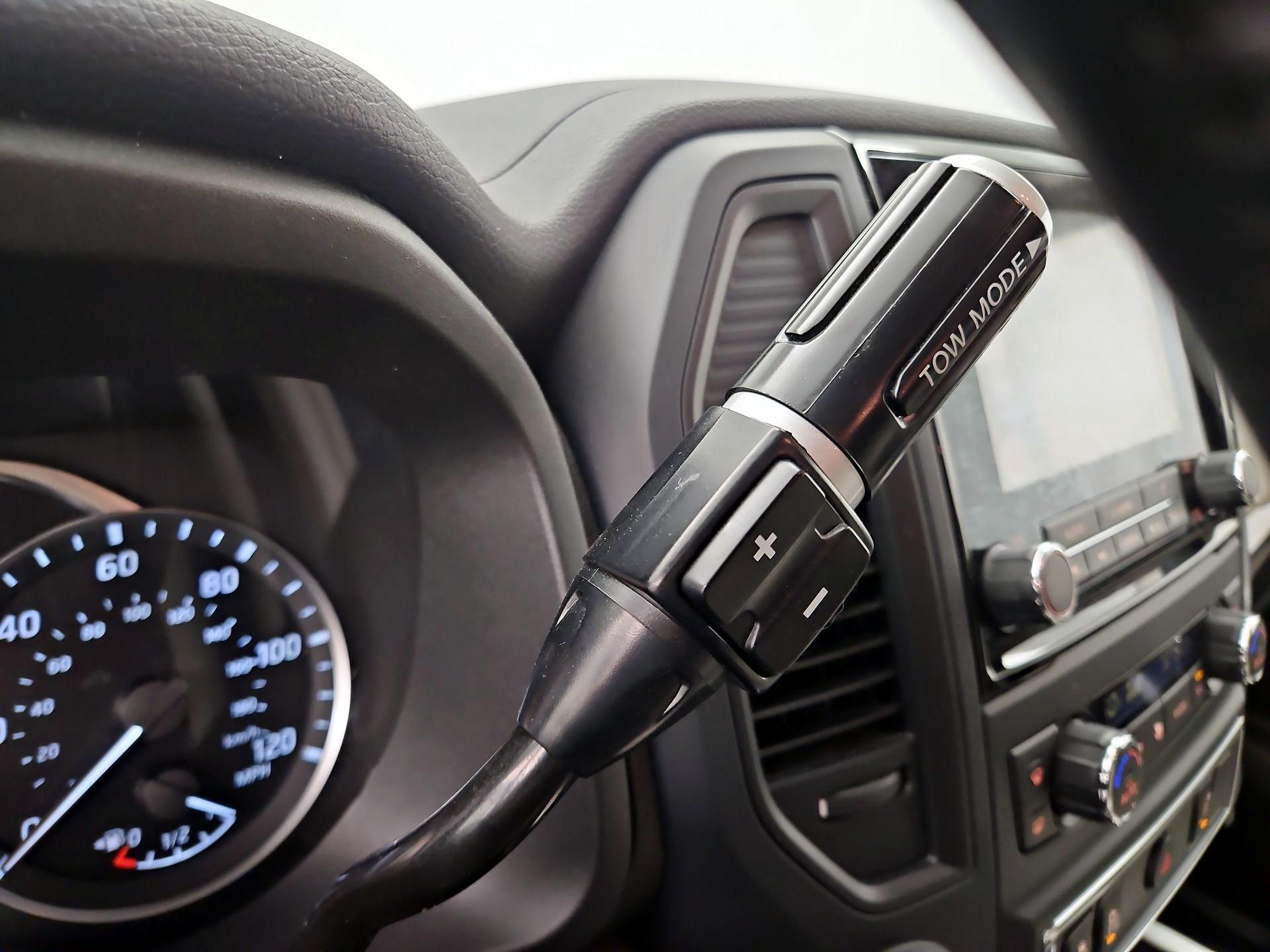 Thumbnail: 2023 Nissan Titan - 17