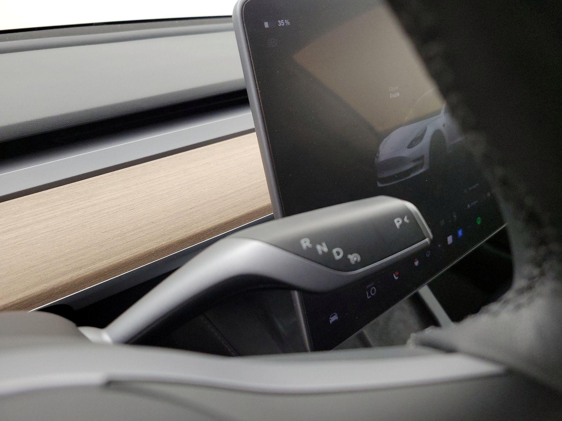 Thumbnail: 2023 Tesla Model 3 - 17