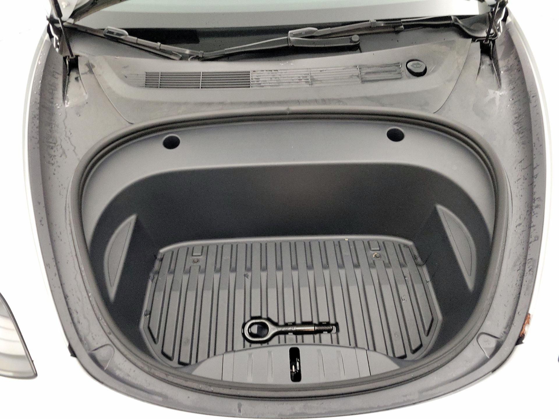 Thumbnail: 2023 Tesla Model 3 - 20