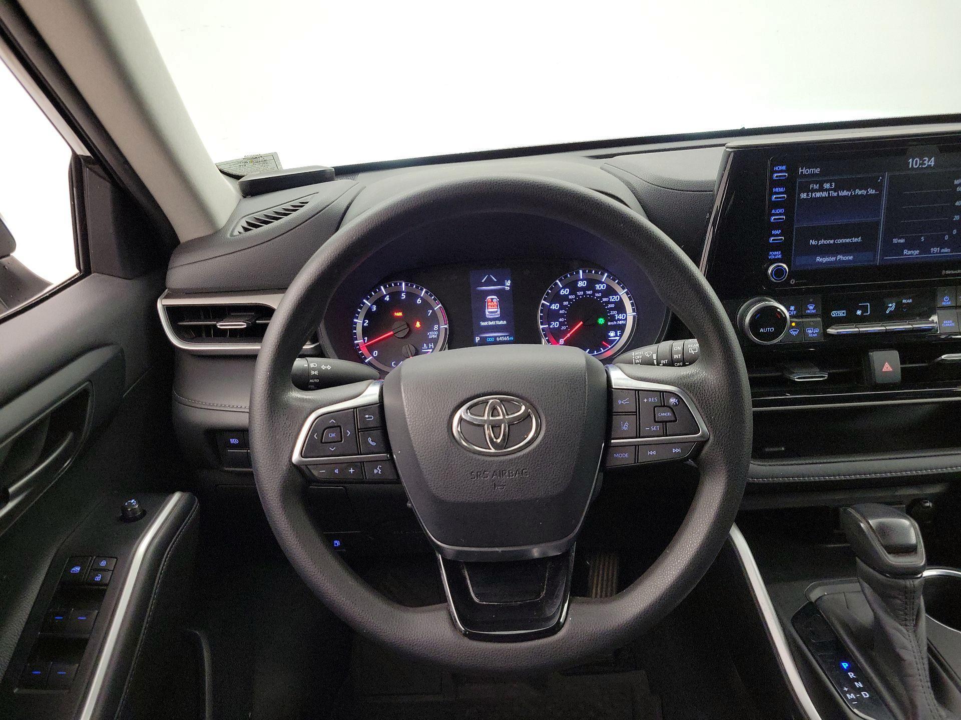 Thumbnail: 2020 Toyota Highlander - 10