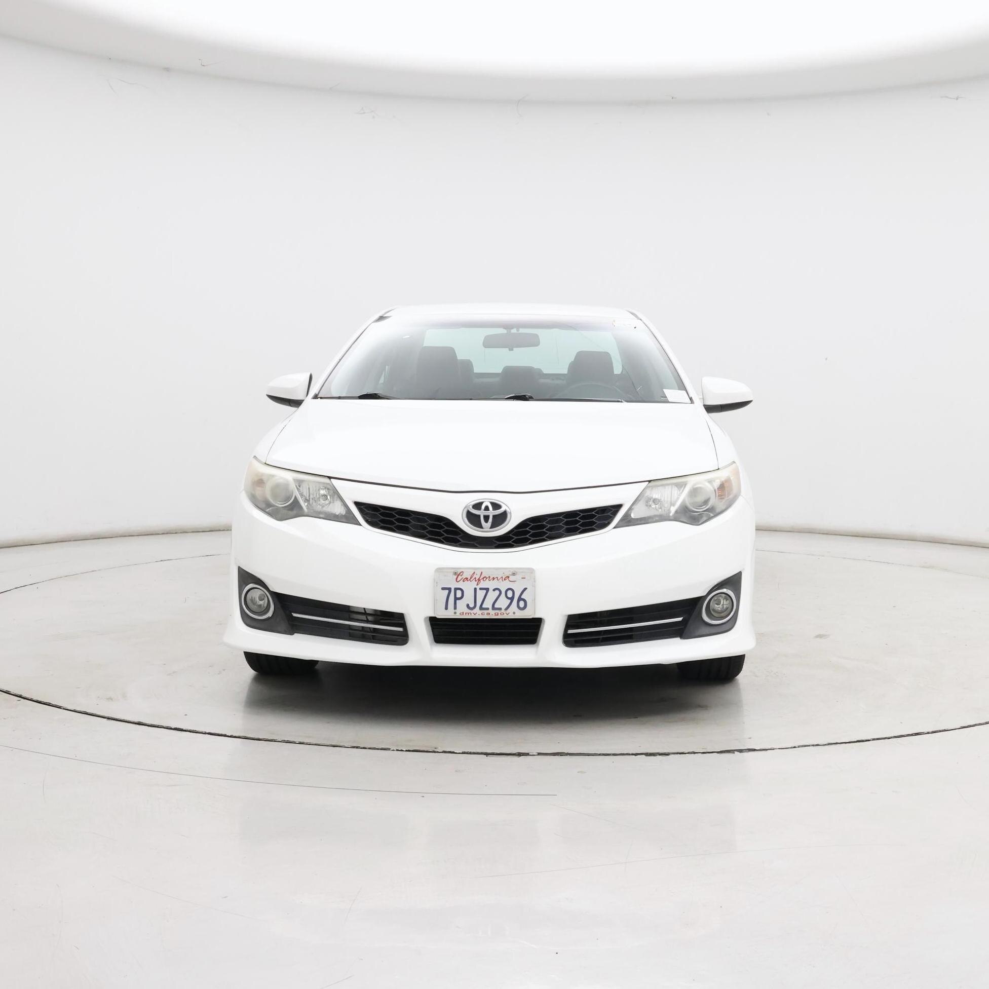 Thumbnail: 2014 Toyota Camry - 5