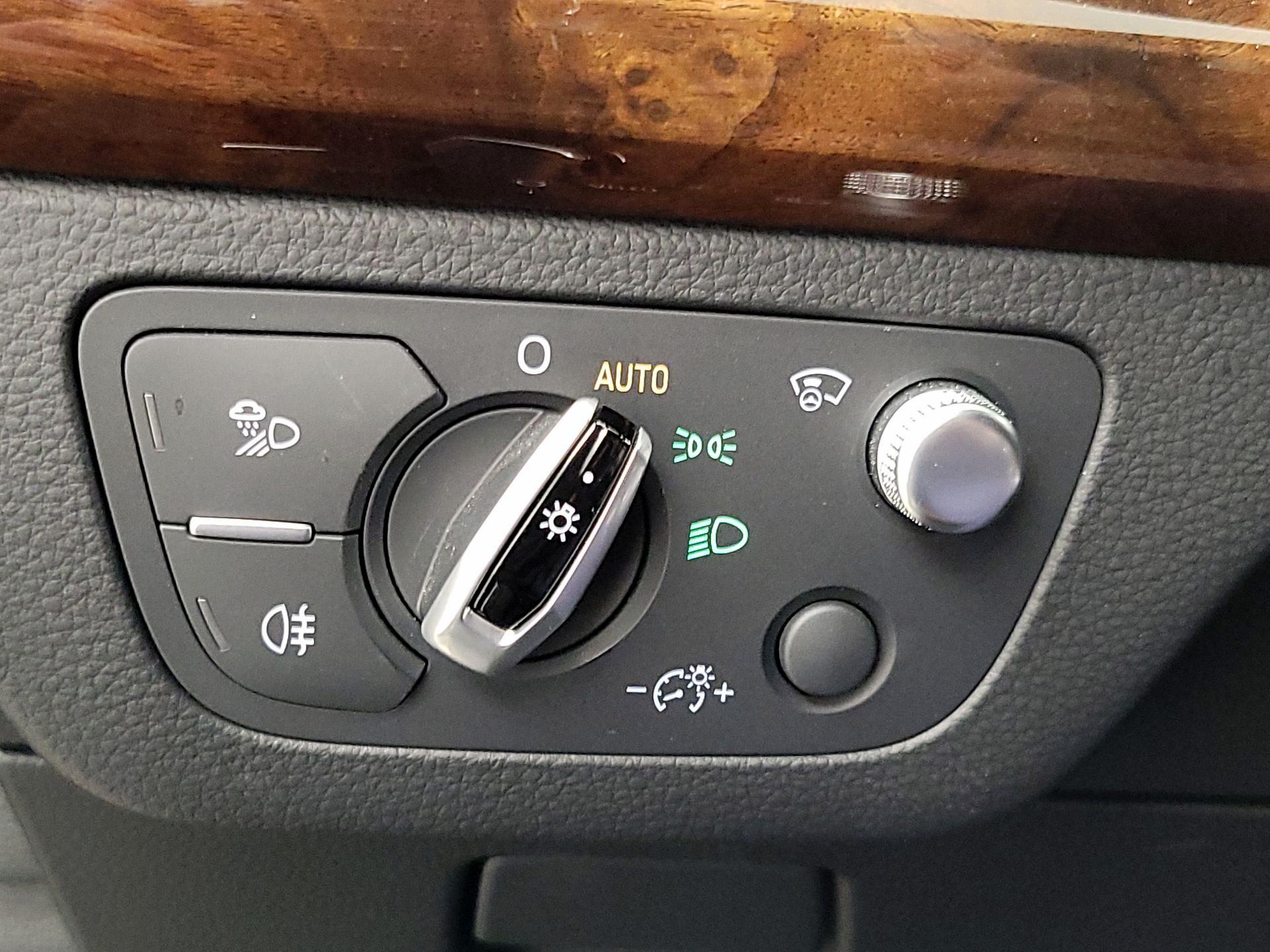 Thumbnail: 2018 Audi Q5 - 13