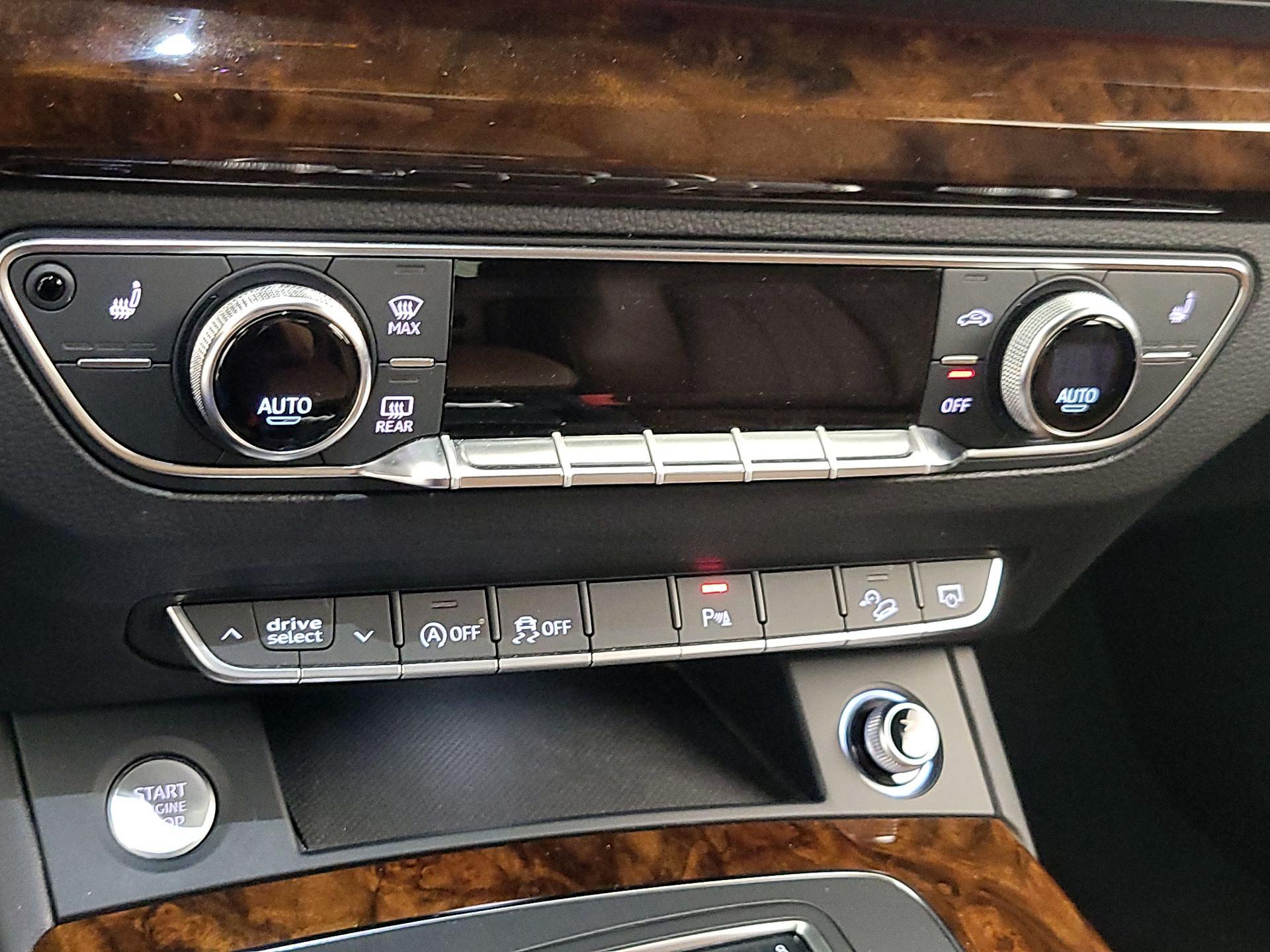 Thumbnail: 2018 Audi Q5 - 17