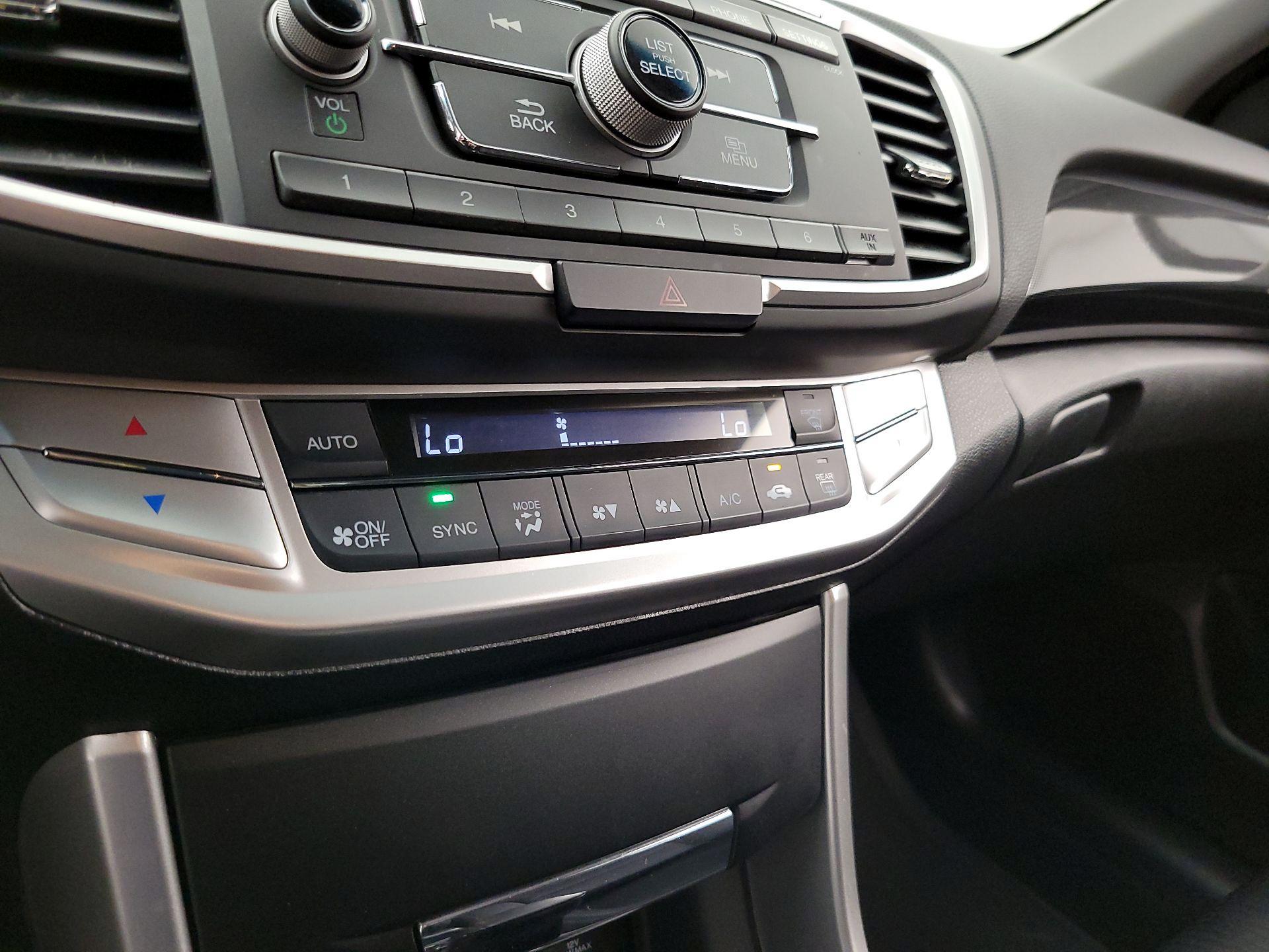 Thumbnail: 2014 Honda Accord - 16