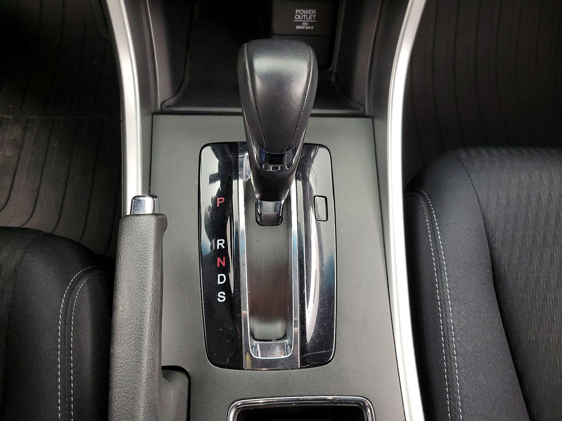 Thumbnail: 2014 Honda Accord - 17