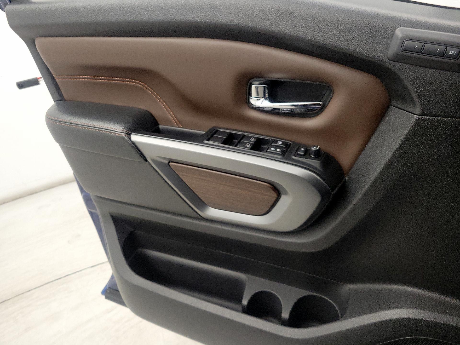 Thumbnail: 2017 Nissan Titan - 12