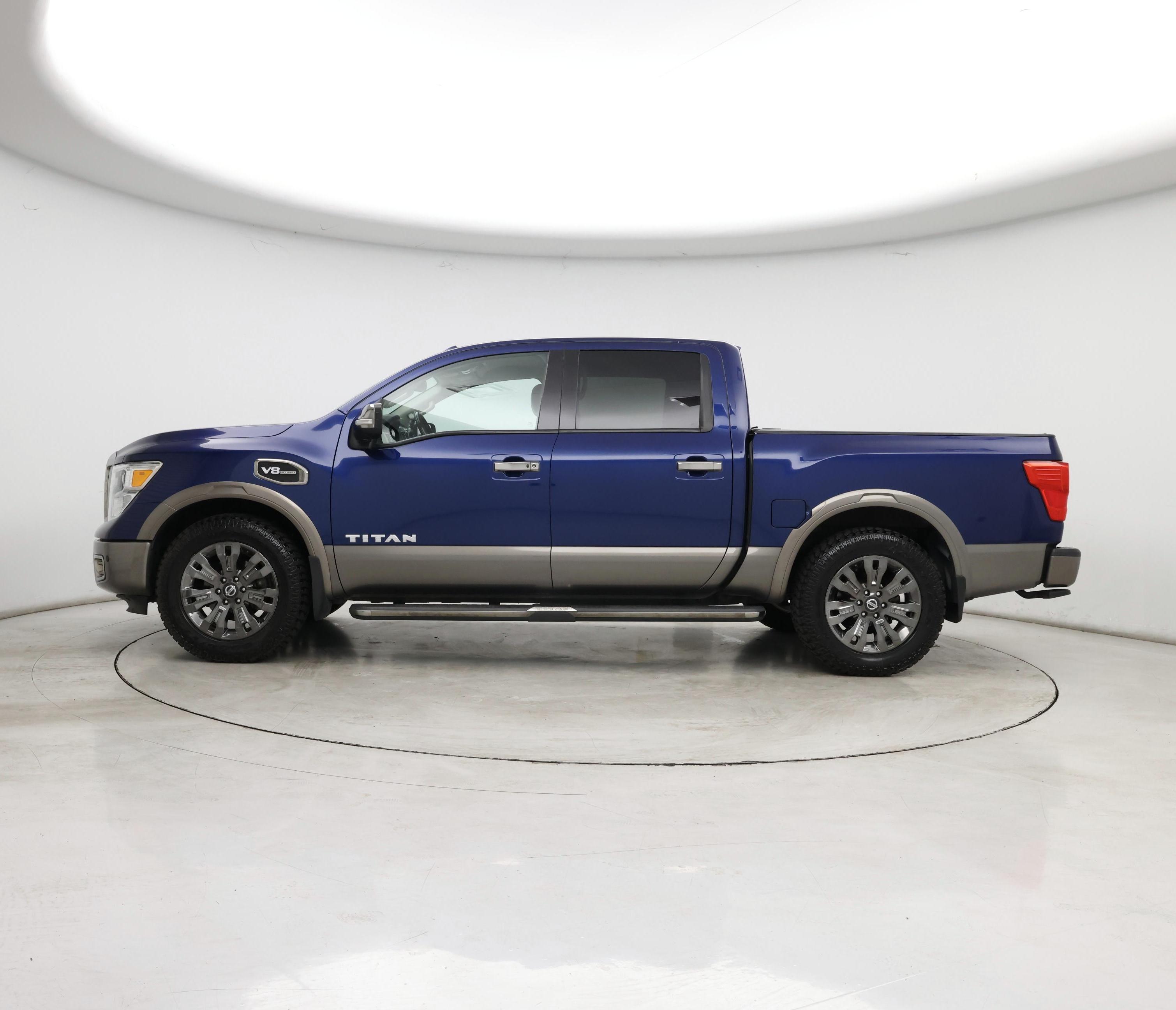 Thumbnail: 2017 Nissan Titan - 3