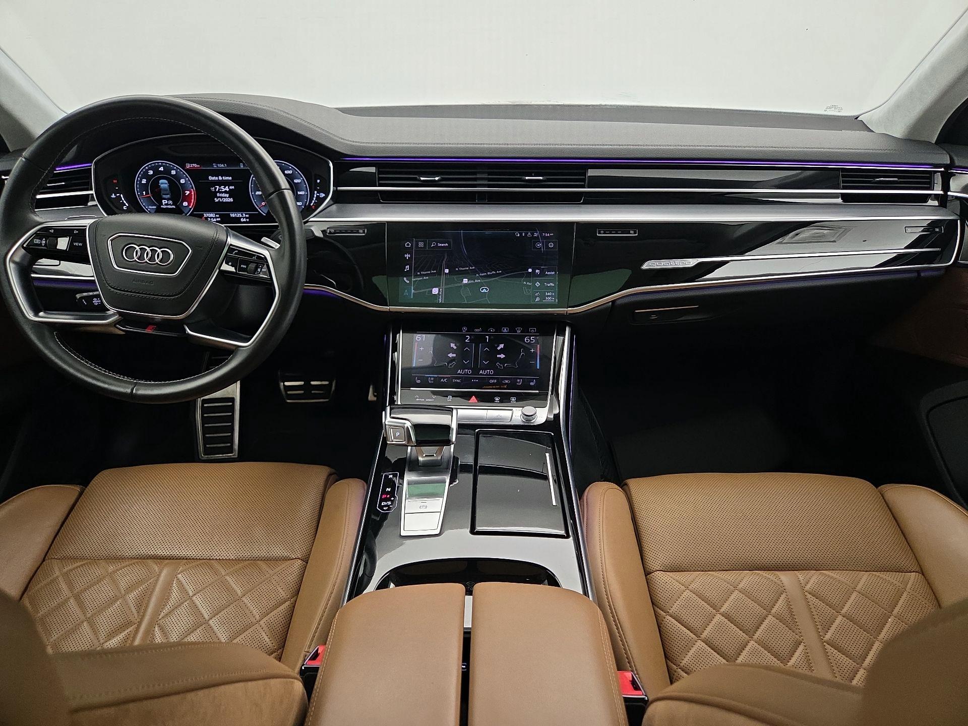 Thumbnail: 2020 Audi S8 - 9