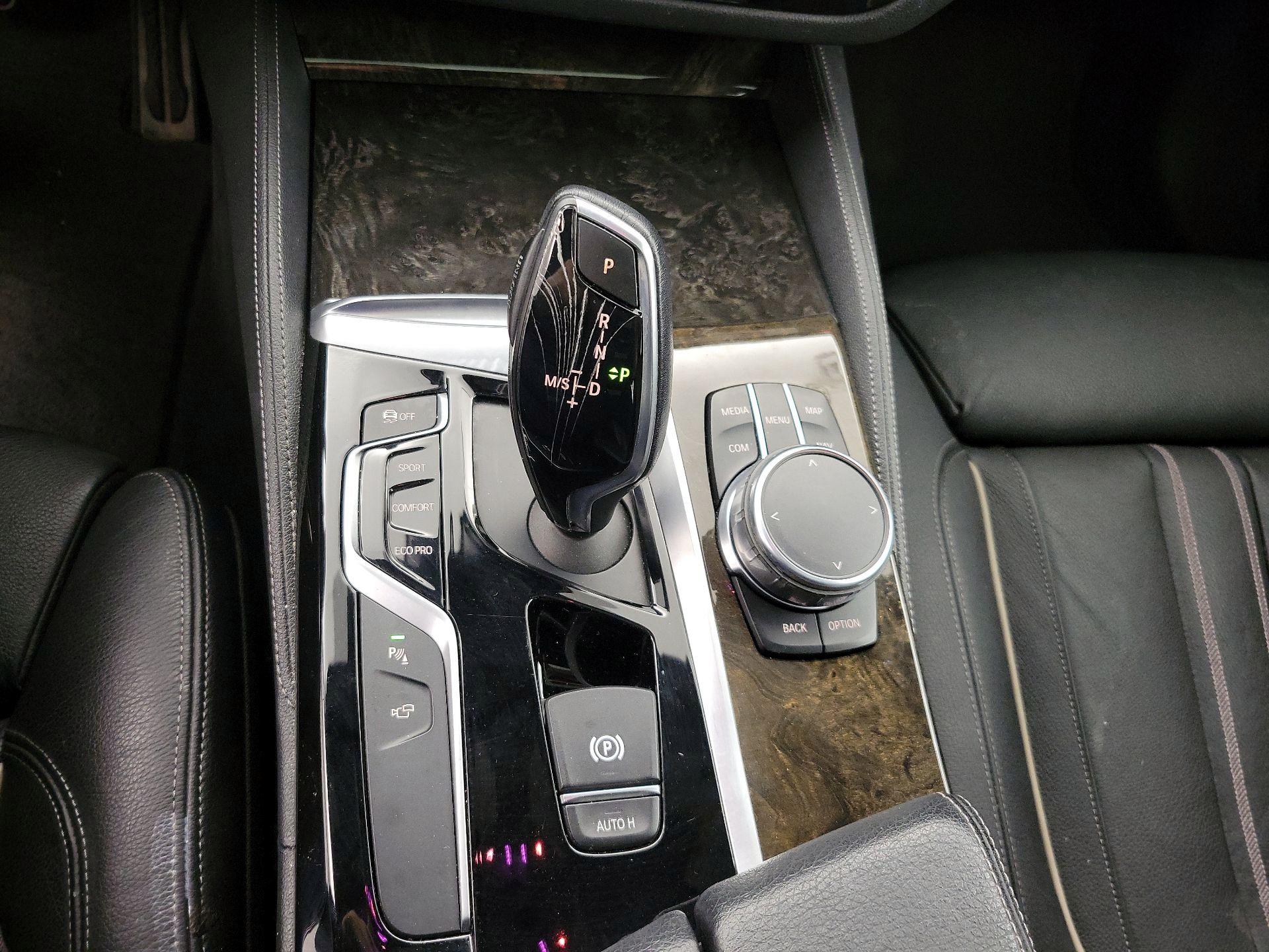 Thumbnail: 2017 BMW 5 Series - 18