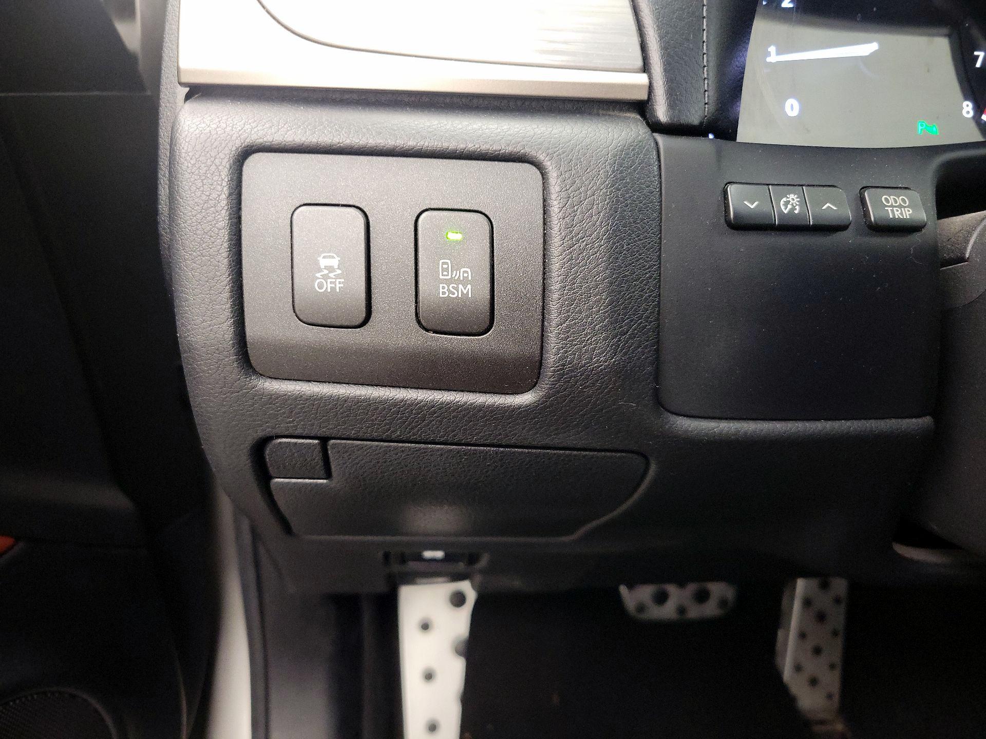 Thumbnail: 2015 Lexus GS - 13