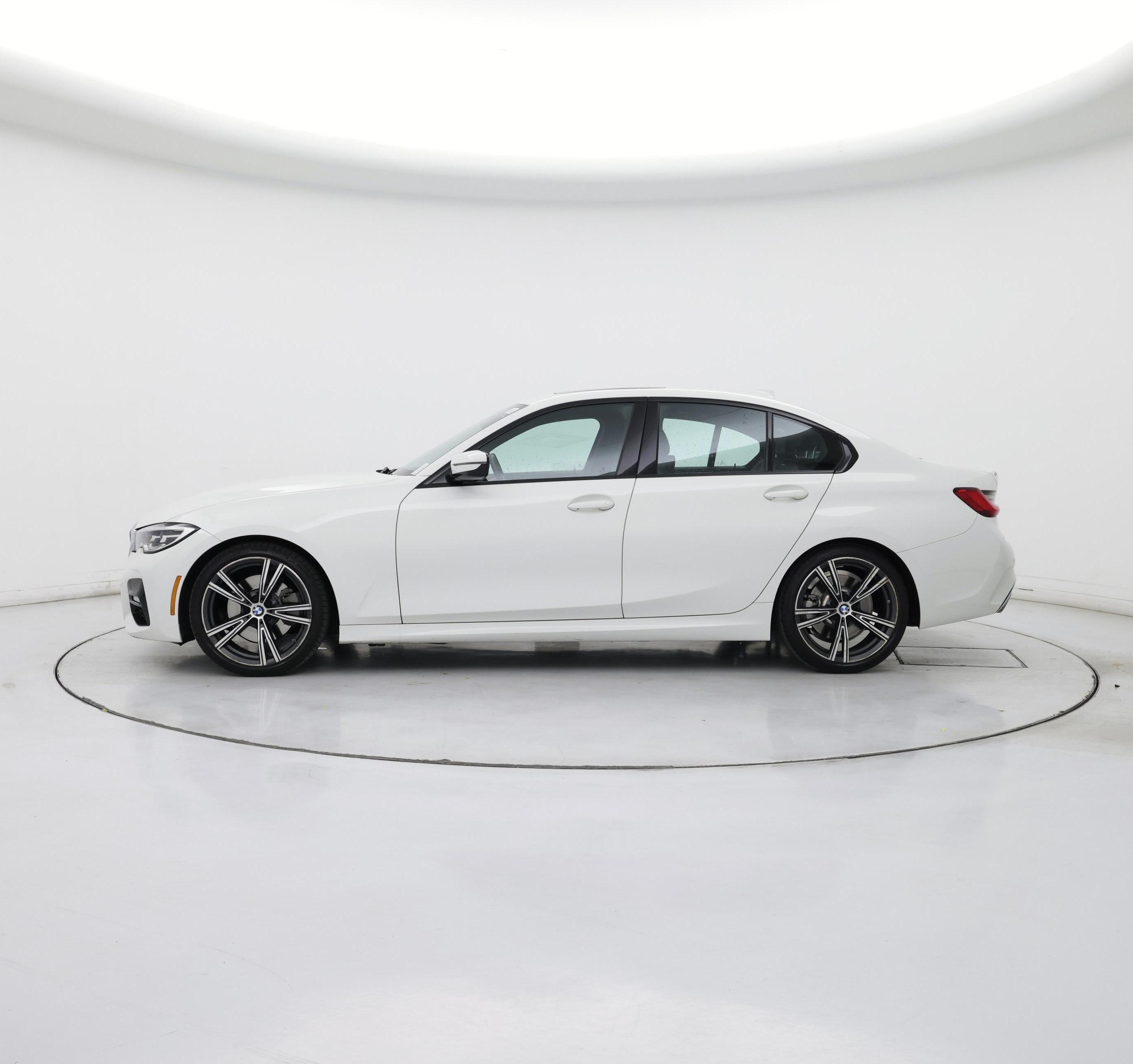 Thumbnail: 2020 BMW 3 Series - 3