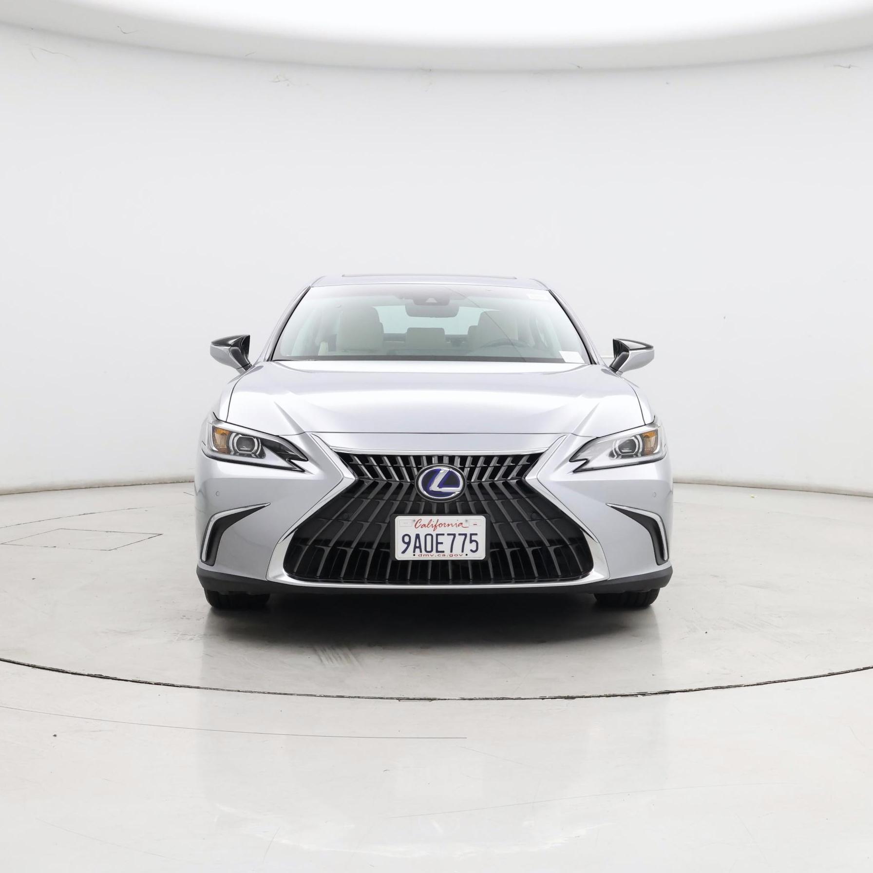 Thumbnail: 2022 Lexus ES - 5