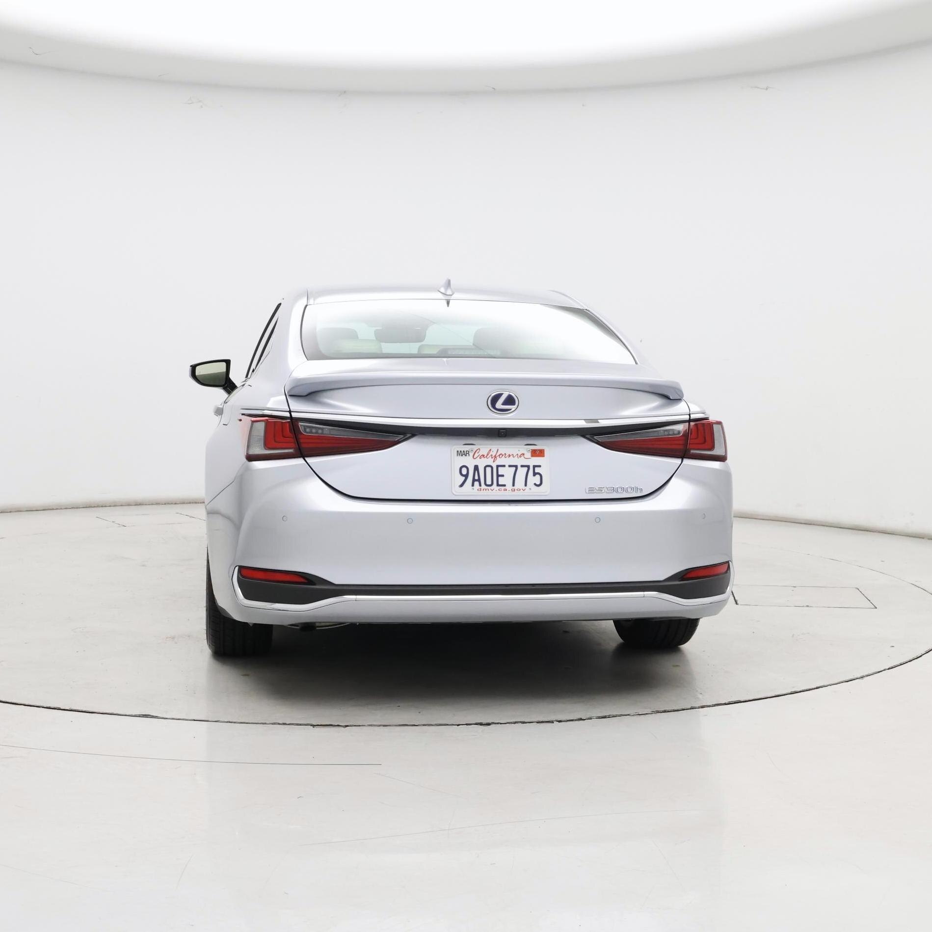 Thumbnail: 2022 Lexus ES - 6