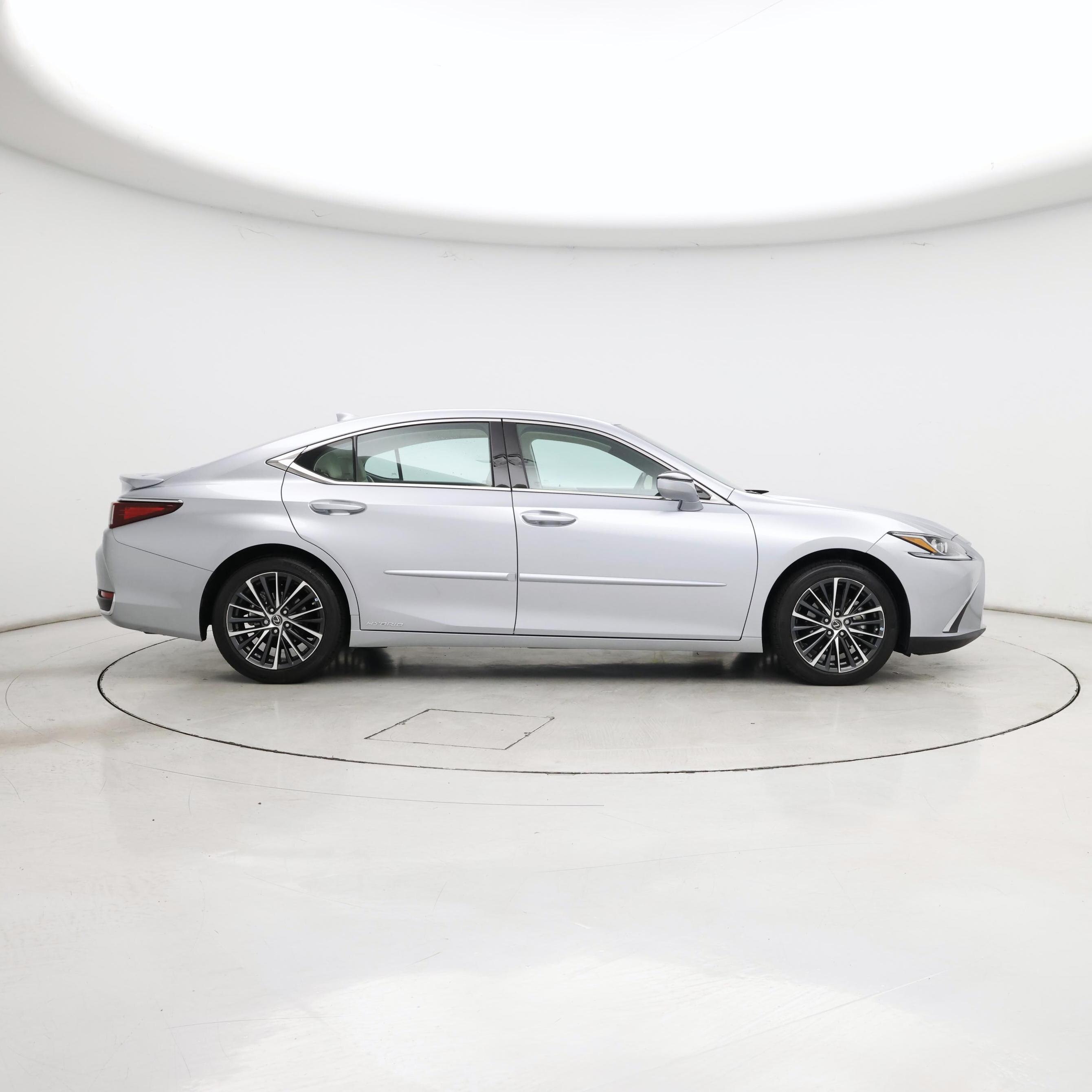 Thumbnail: 2022 Lexus ES - 7