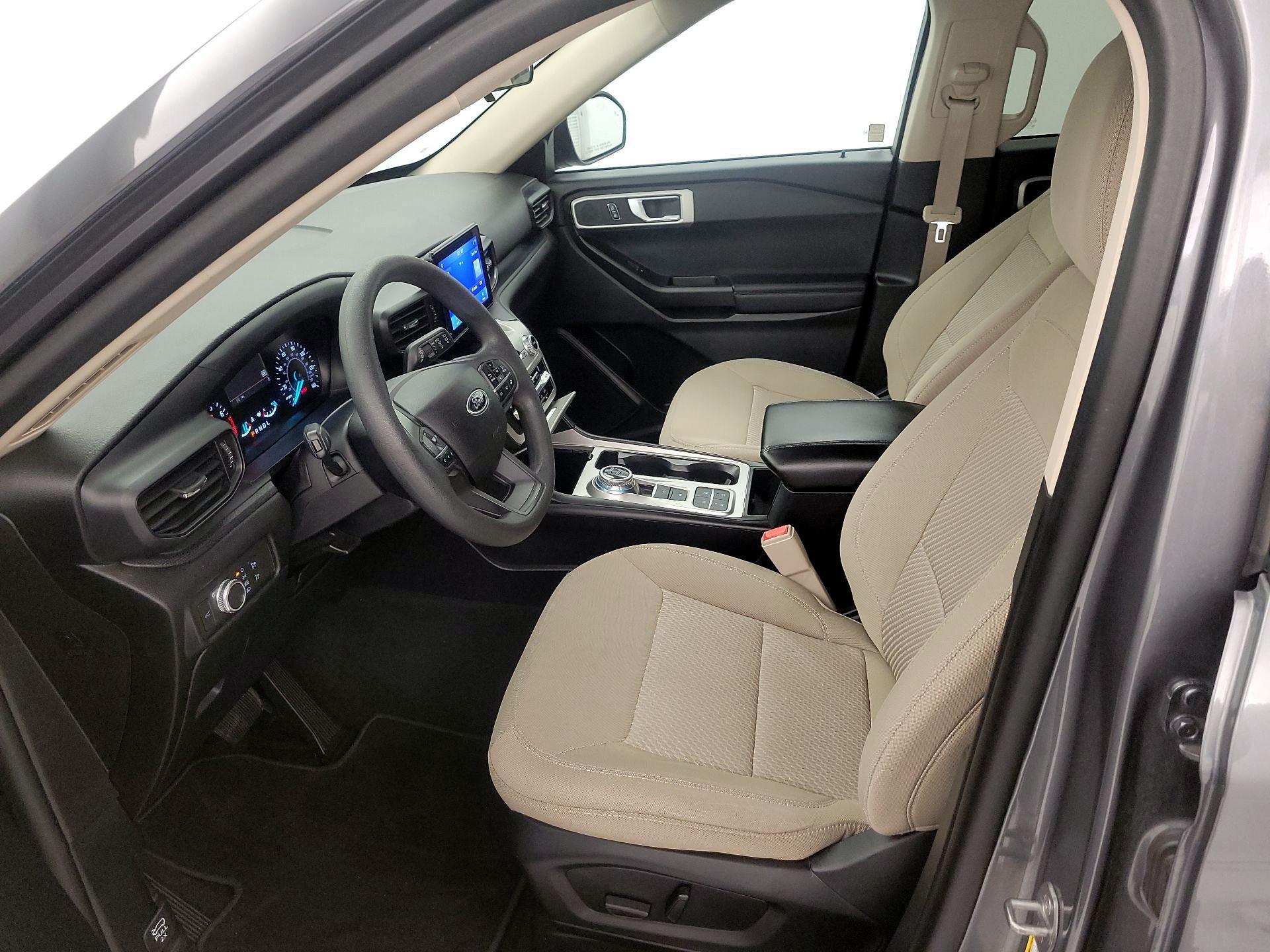 Thumbnail: 2021 Ford Explorer - 11