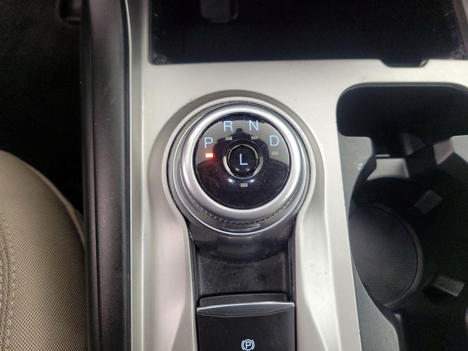 Thumbnail: 2021 Ford Explorer - 17