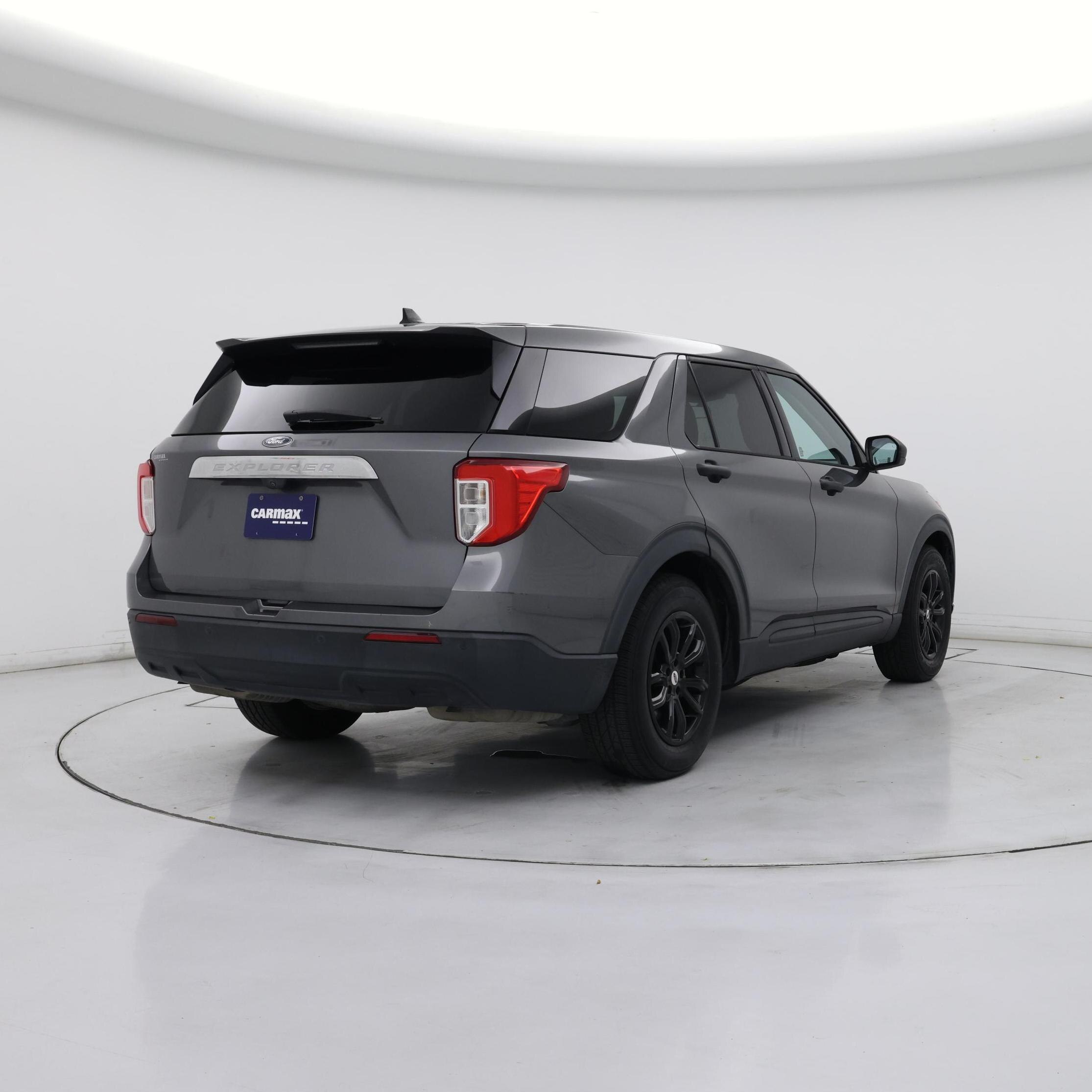 Thumbnail: 2021 Ford Explorer - 8