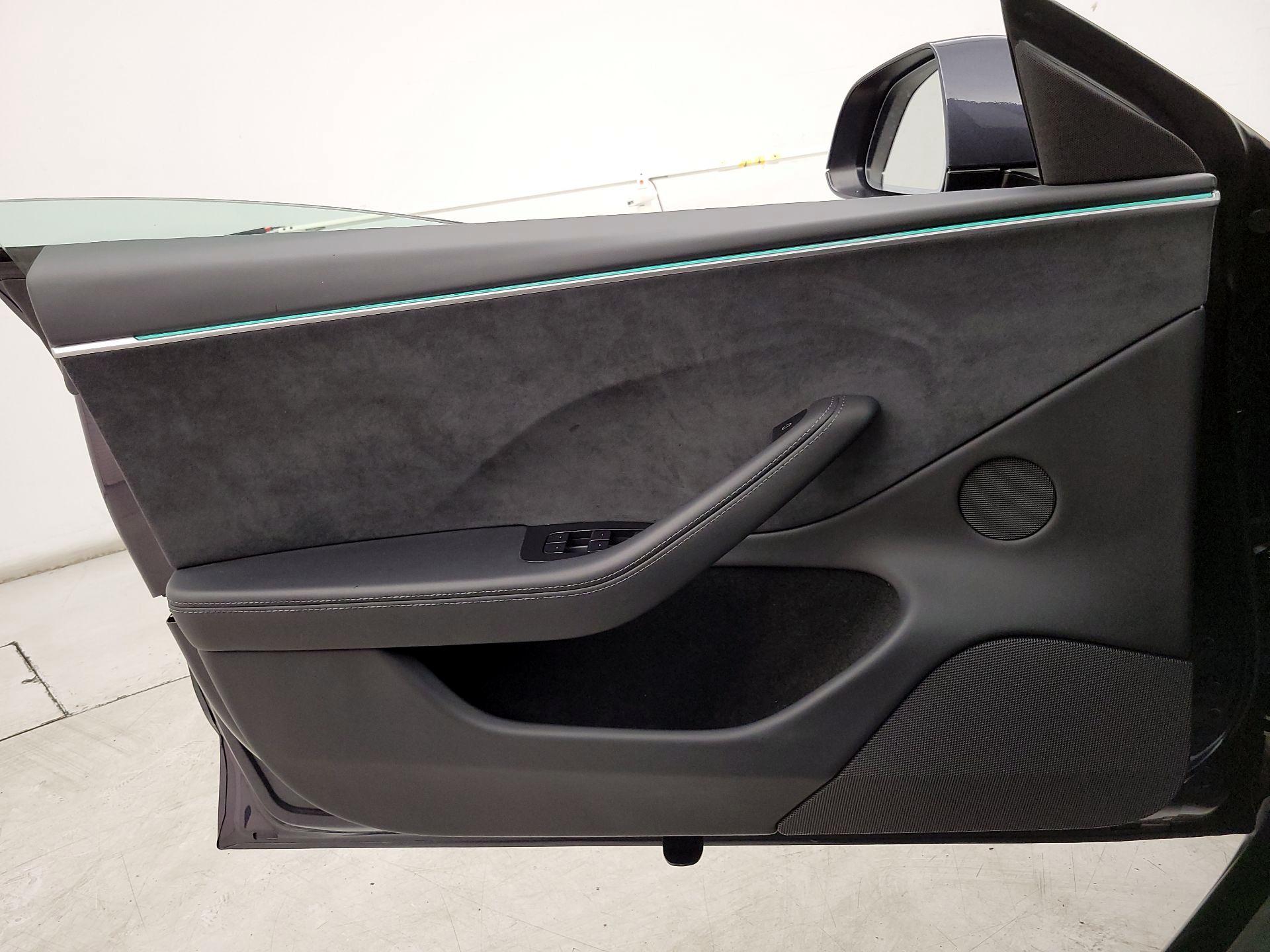 Thumbnail: 2024 Tesla Model 3 - 12