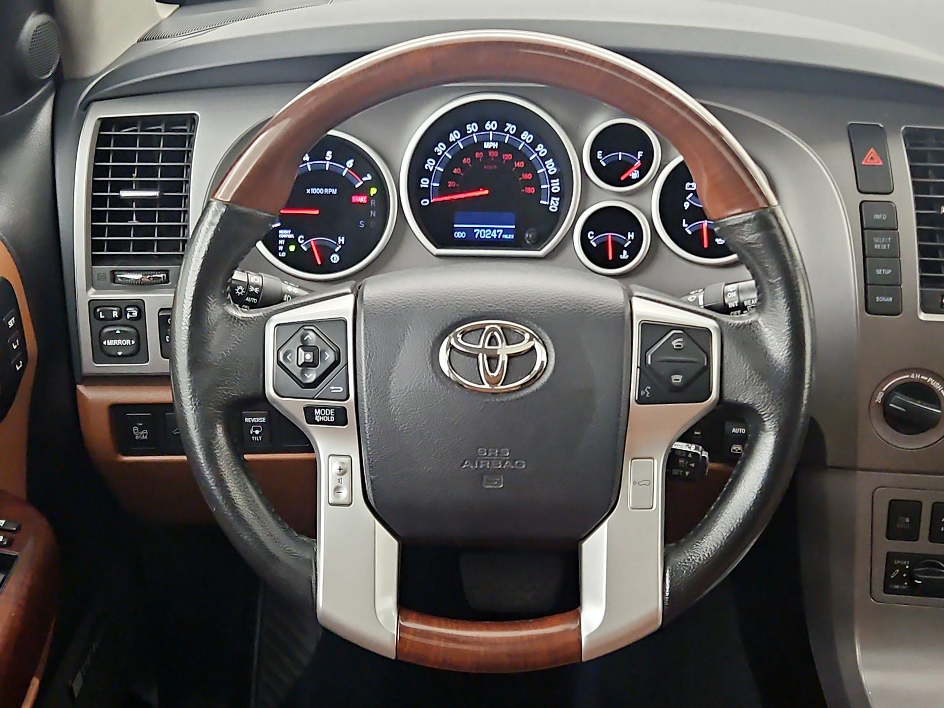 Thumbnail: 2016 Toyota Sequoia - 10