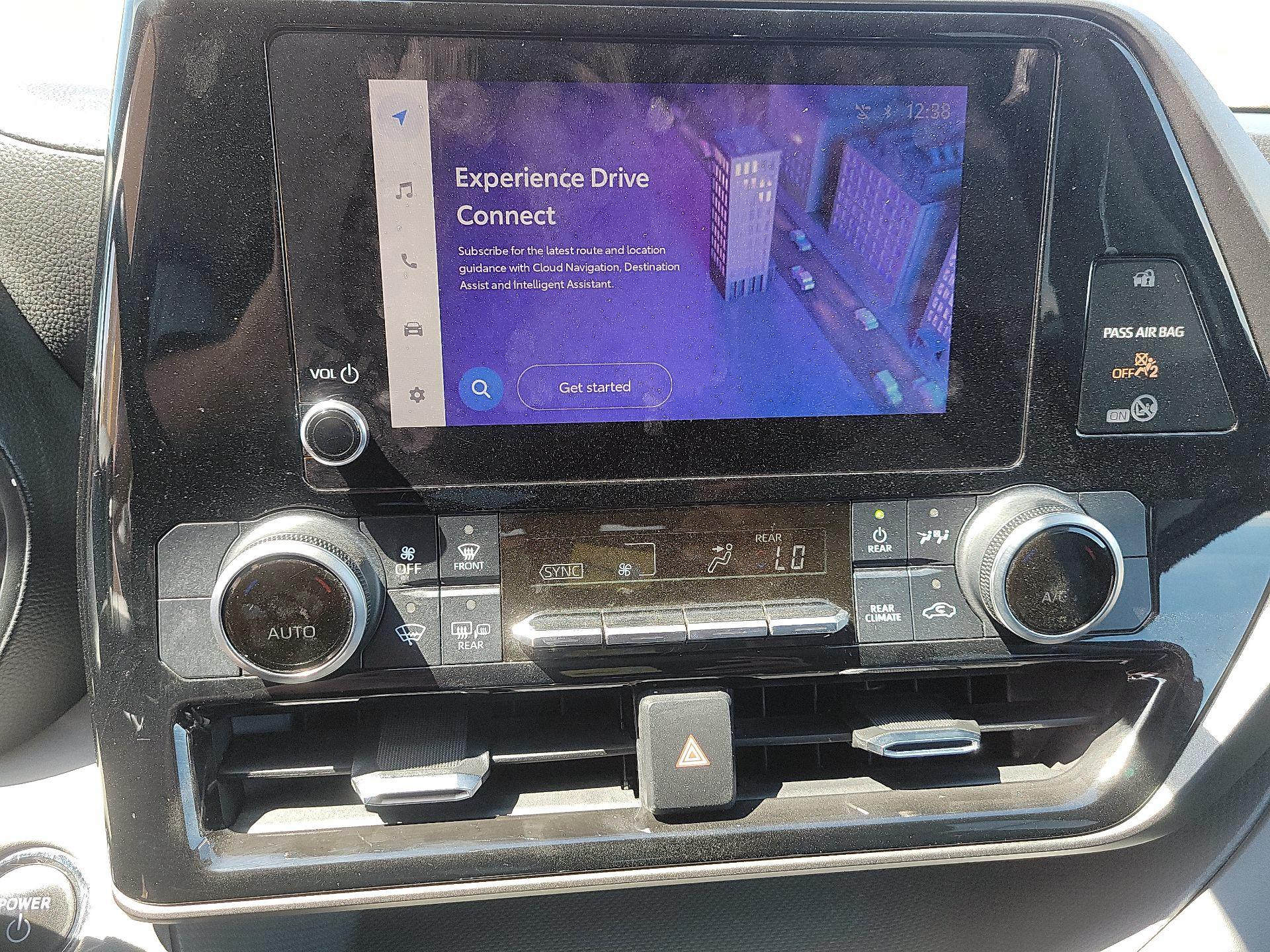 Thumbnail: 2023 Toyota Highlander - 15