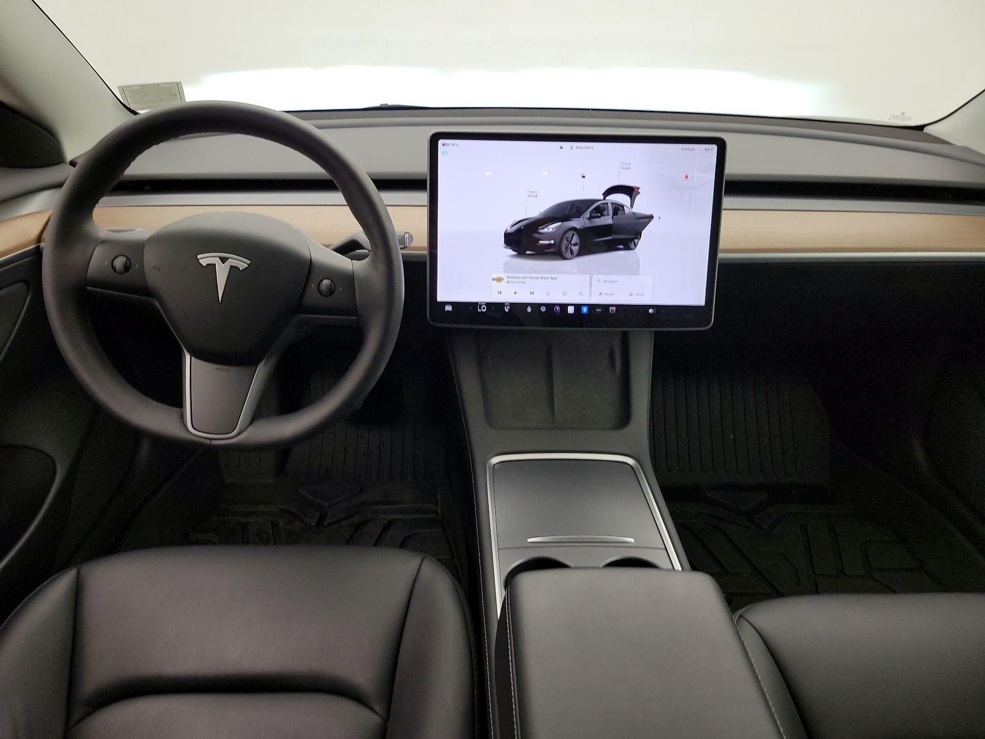 Thumbnail: 2023 Tesla Model 3 - 9