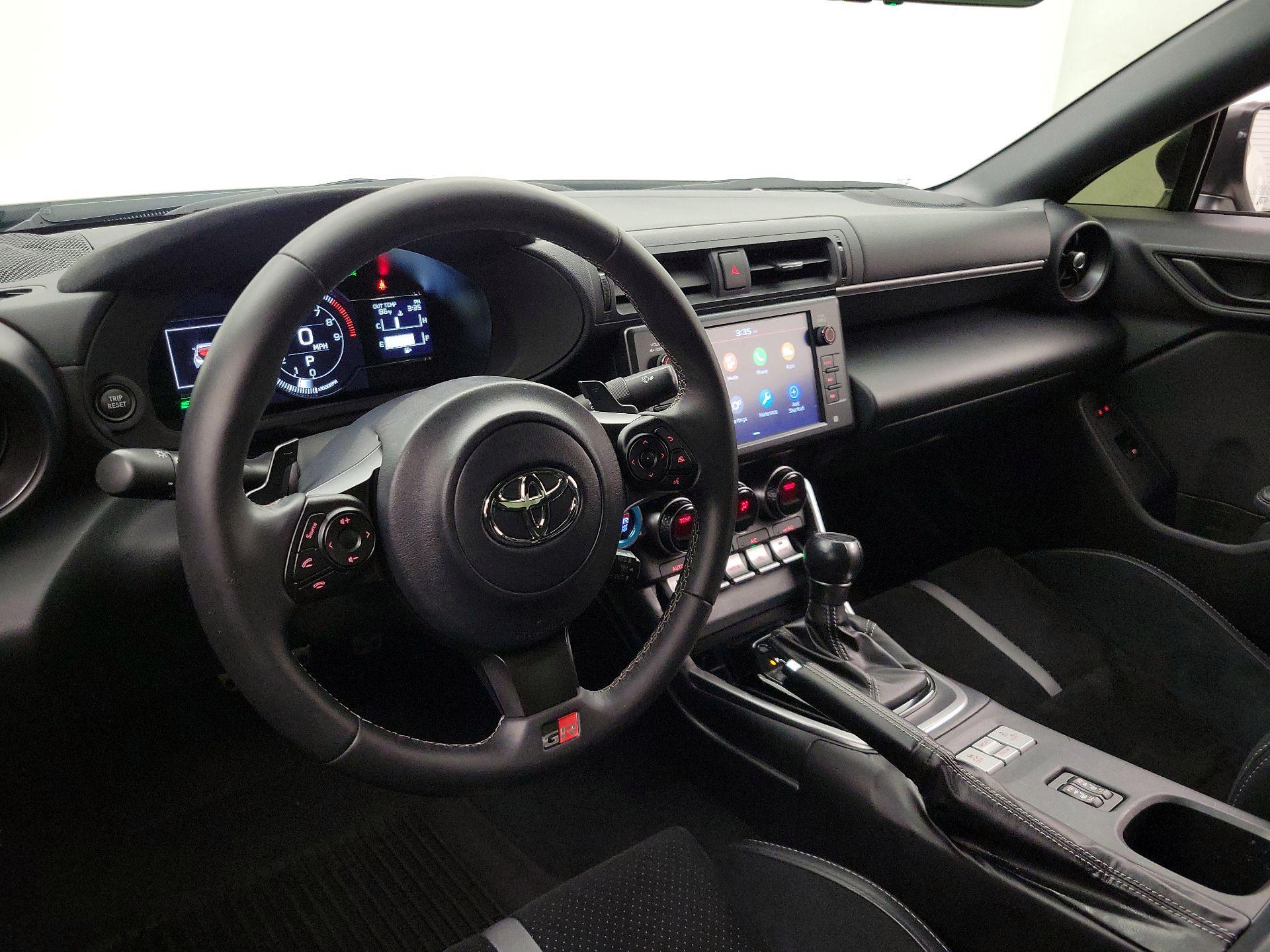 Thumbnail: 2024 Toyota GR86 - 9