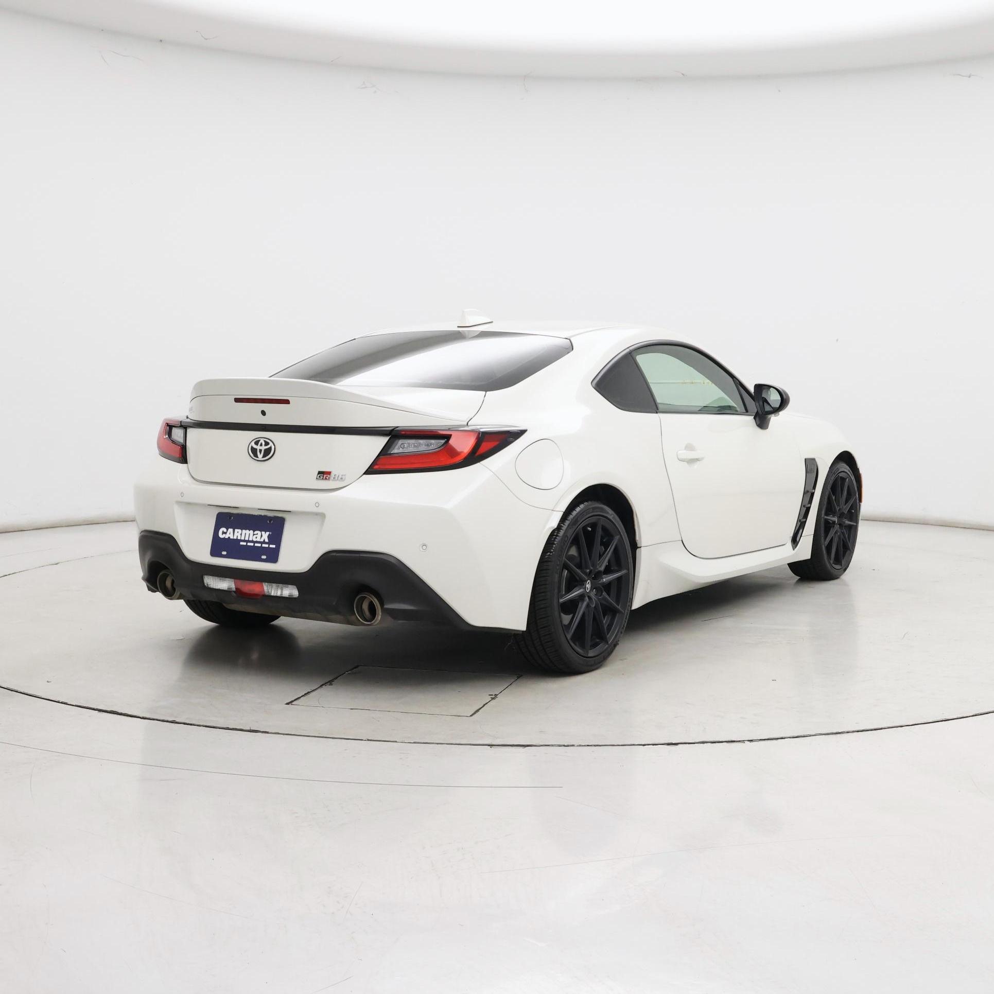 Thumbnail: 2024 Toyota GR86 - 8
