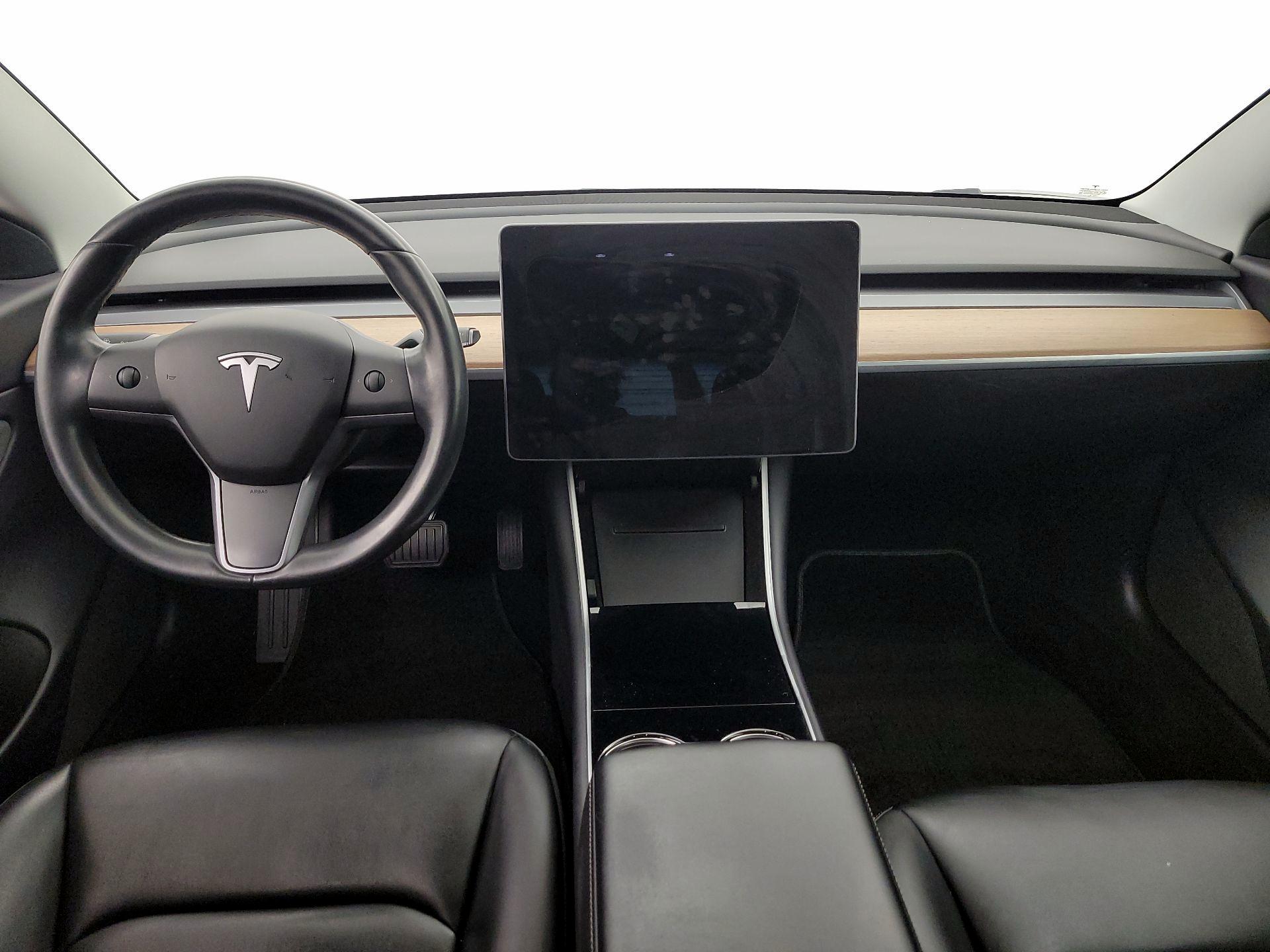 Thumbnail: 2019 Tesla Model 3 - 9