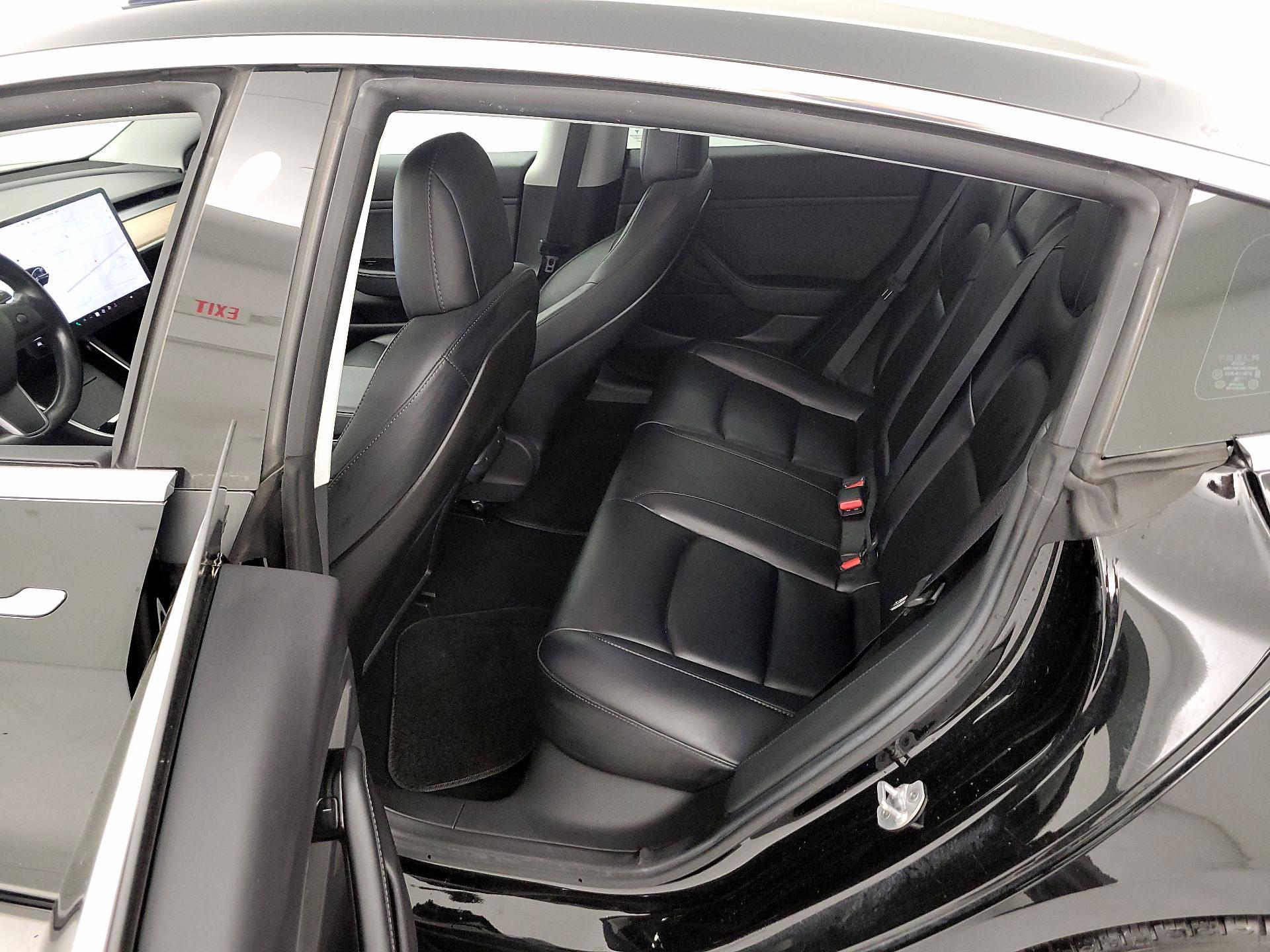 Thumbnail: 2019 Tesla Model 3 - 18