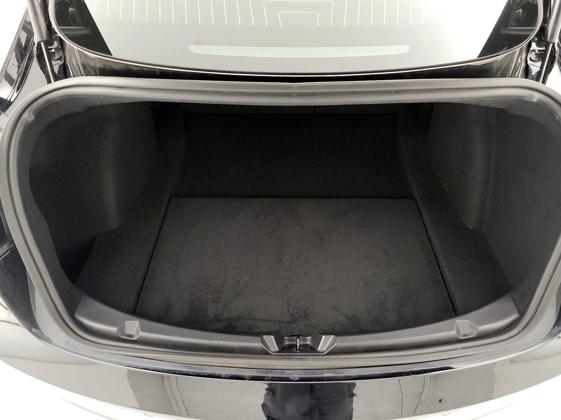 Thumbnail: 2019 Tesla Model 3 - 19