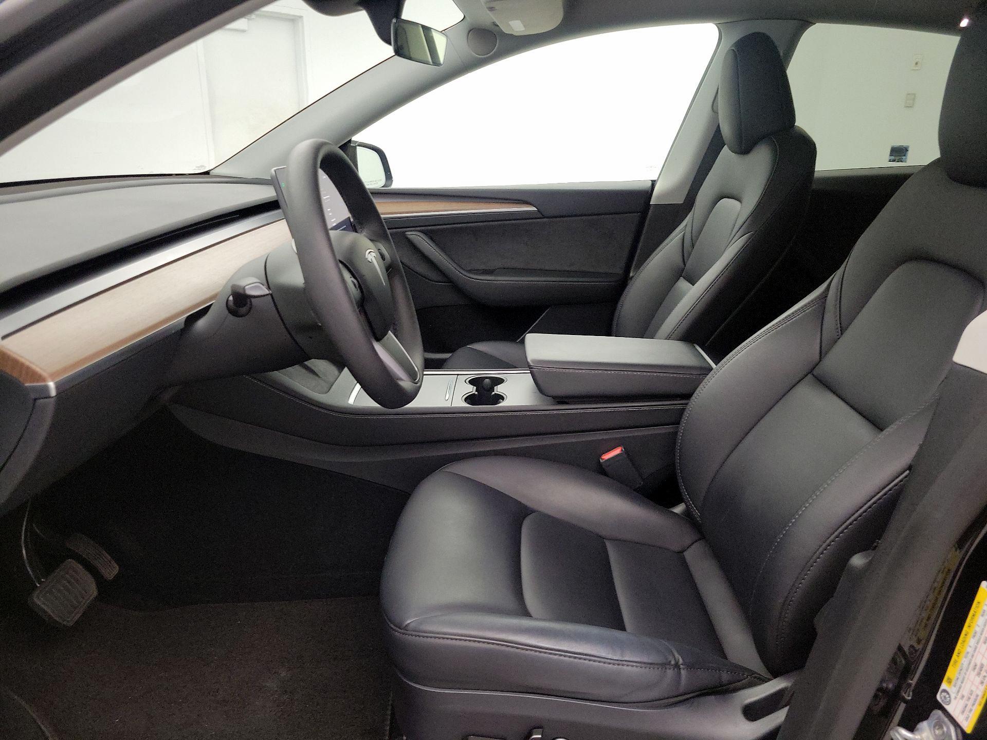 Thumbnail: 2024 Tesla Model Y - 11