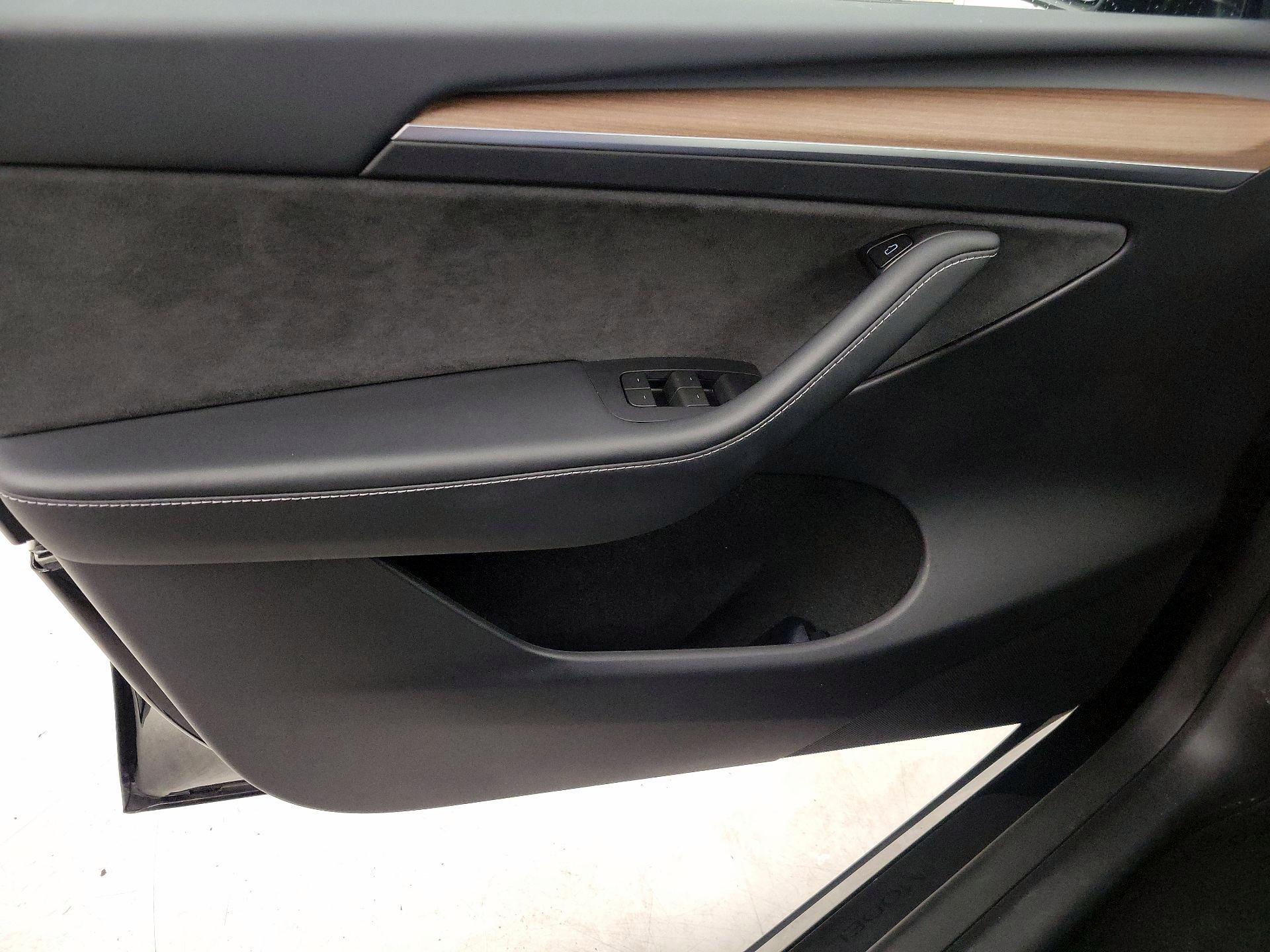 Thumbnail: 2024 Tesla Model Y - 12