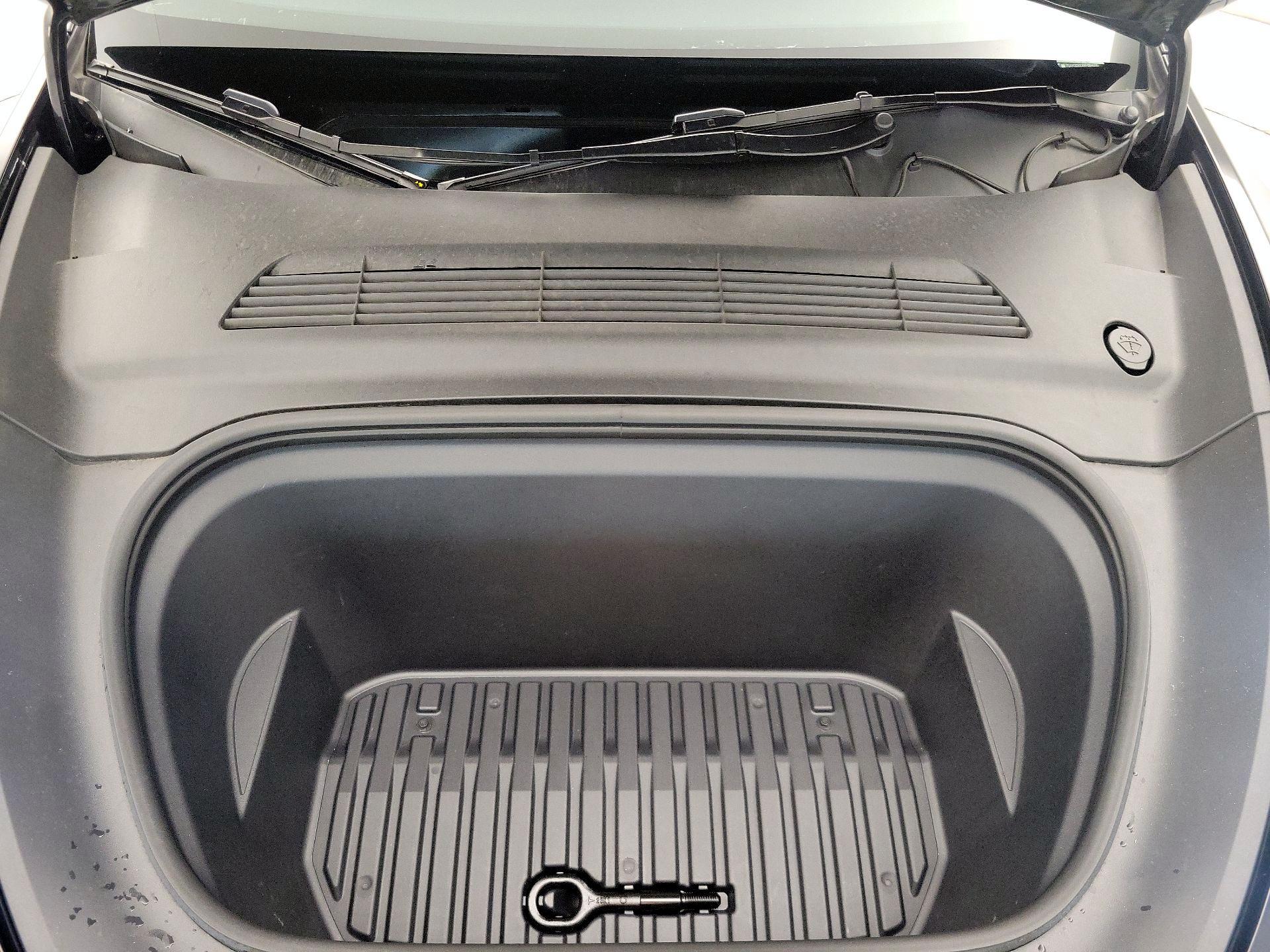 Thumbnail: 2024 Tesla Model Y - 20