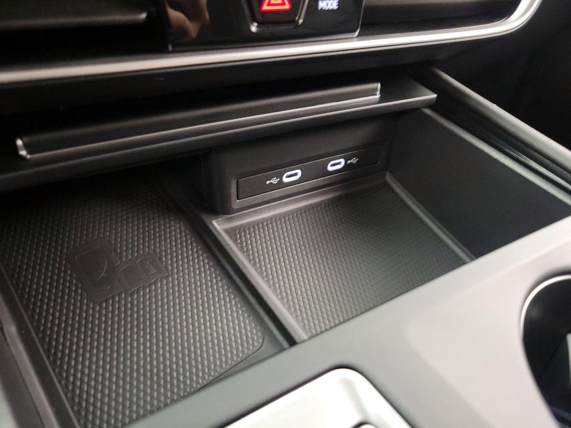 Thumbnail: 2024 Volkswagen Atlas - 18