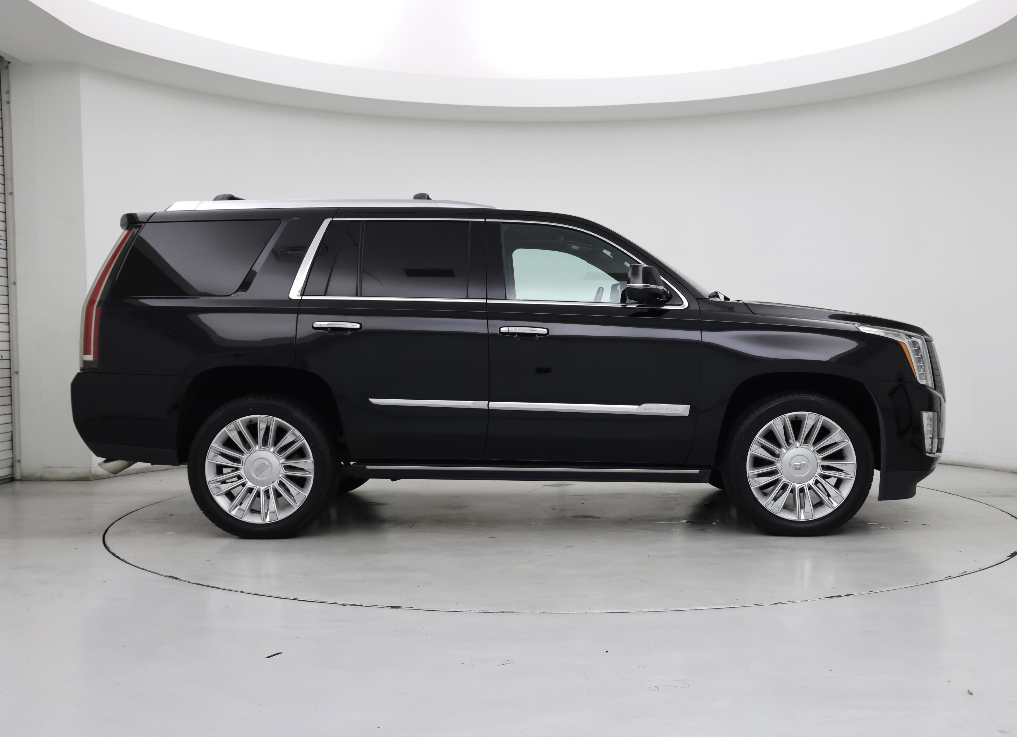Thumbnail: 2020 Cadillac Escalade - 7
