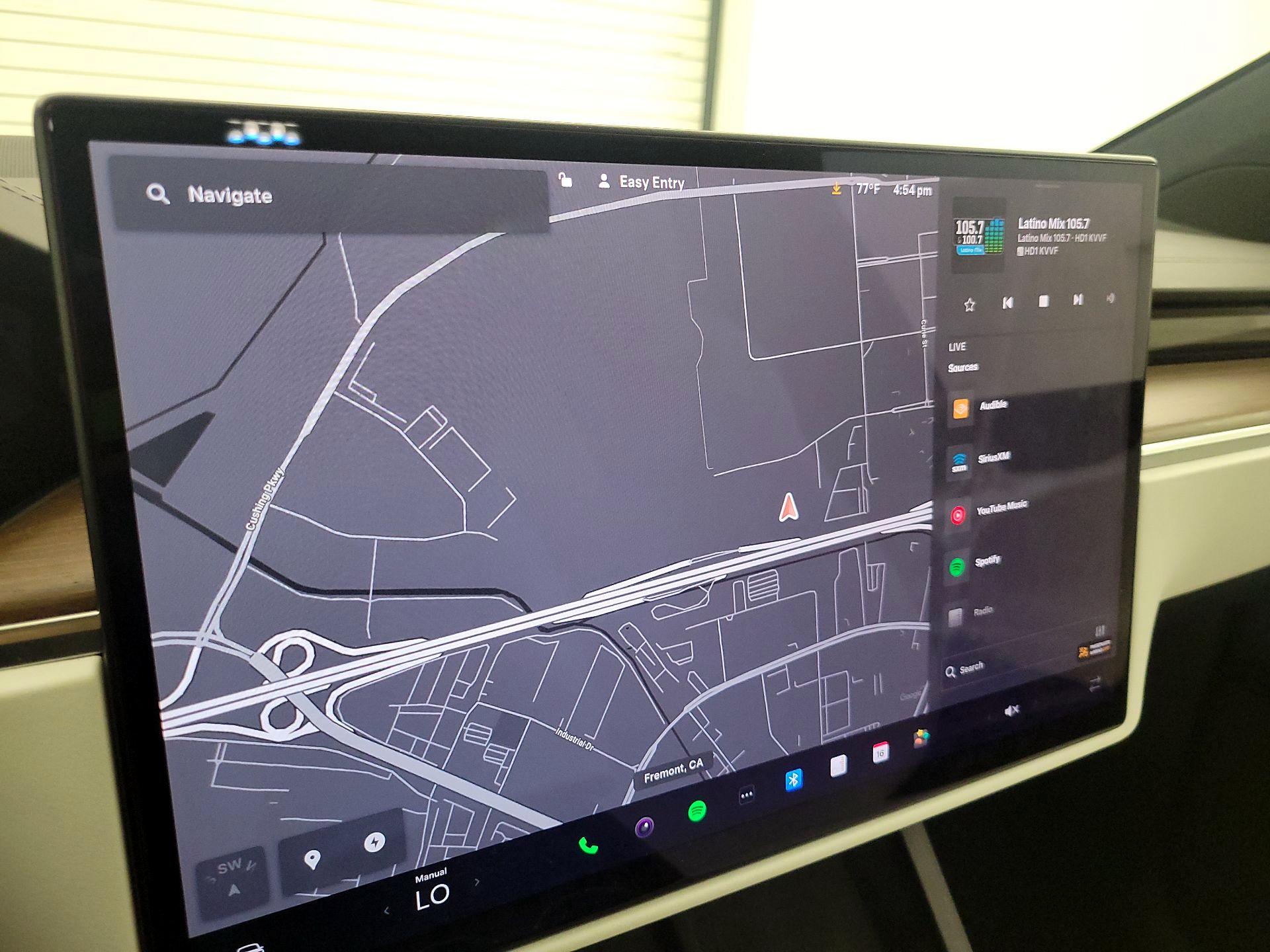 Thumbnail: 2022 Tesla Model X - 13