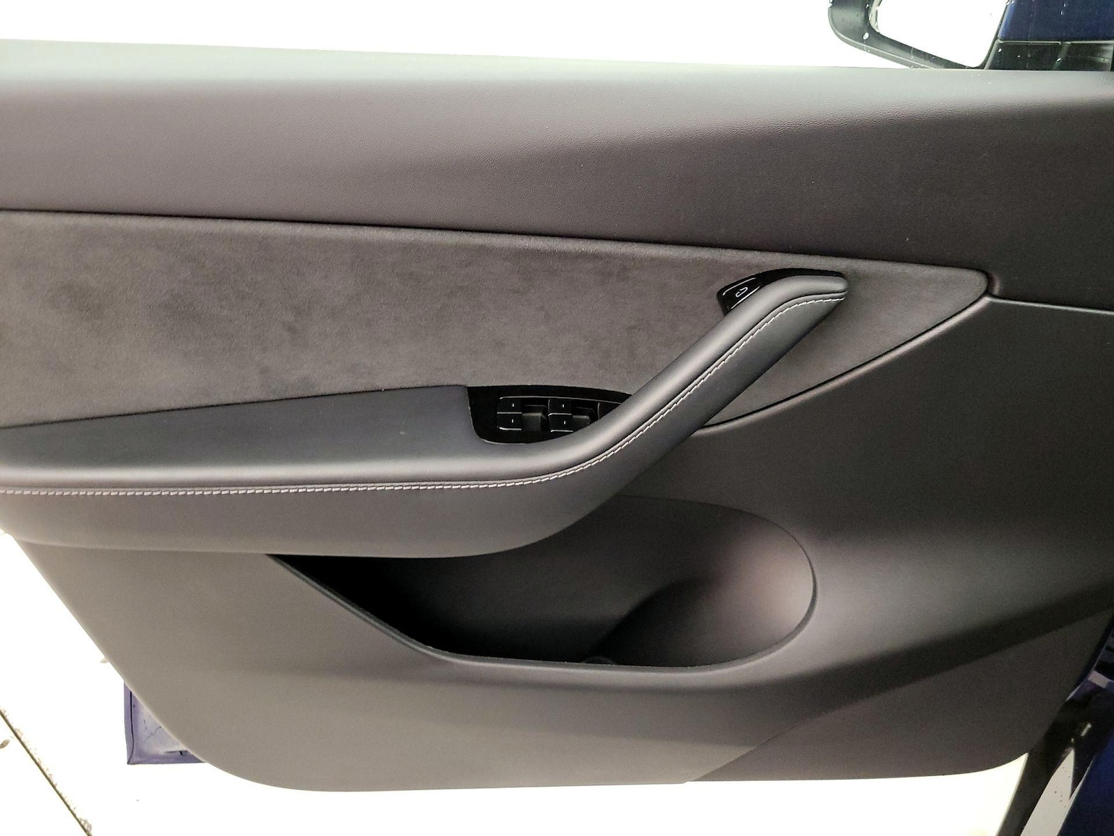 2021 Tesla Model Y Long Range - Photo 13