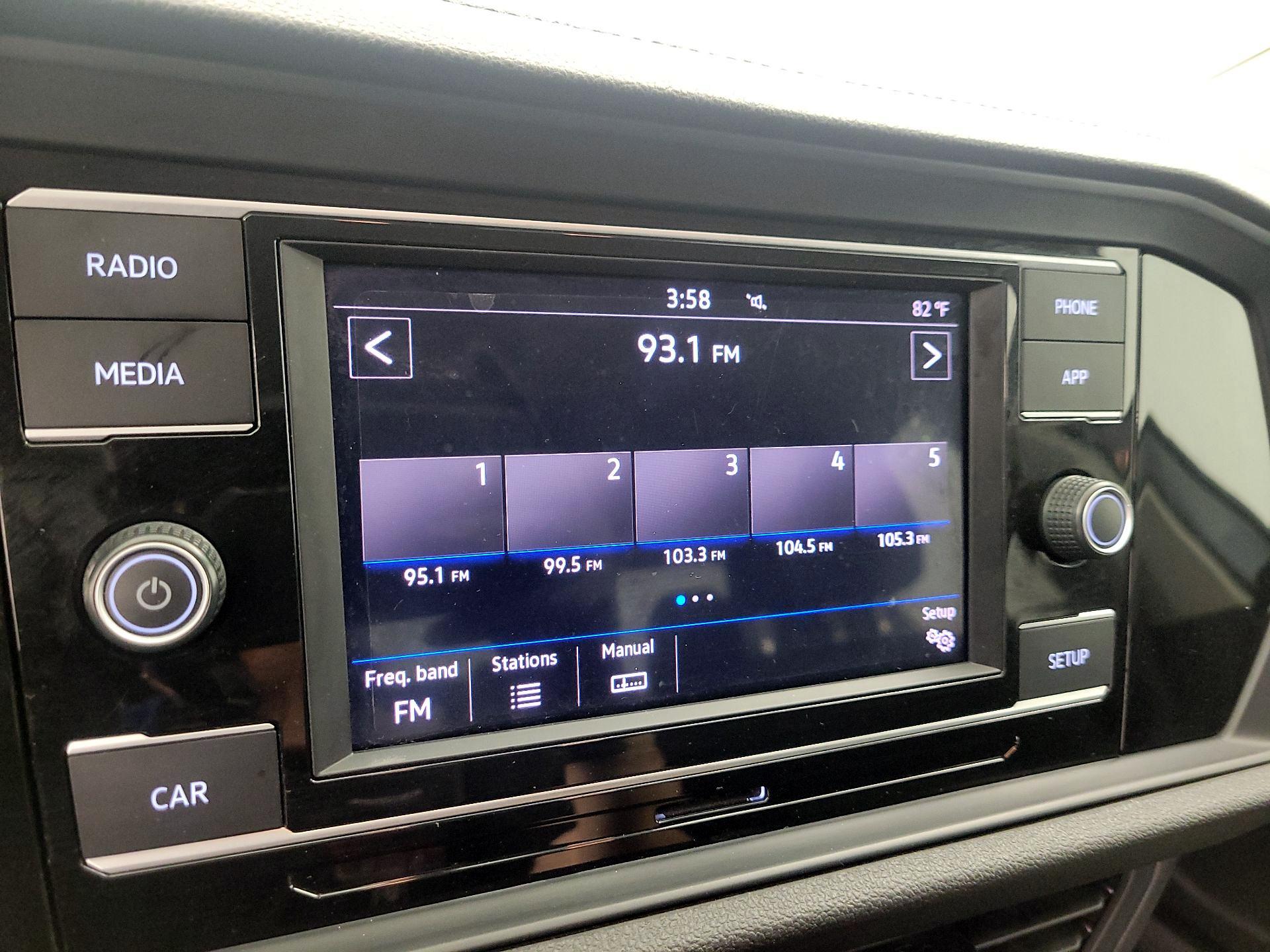 Thumbnail: 2019 Volkswagen Jetta - 15