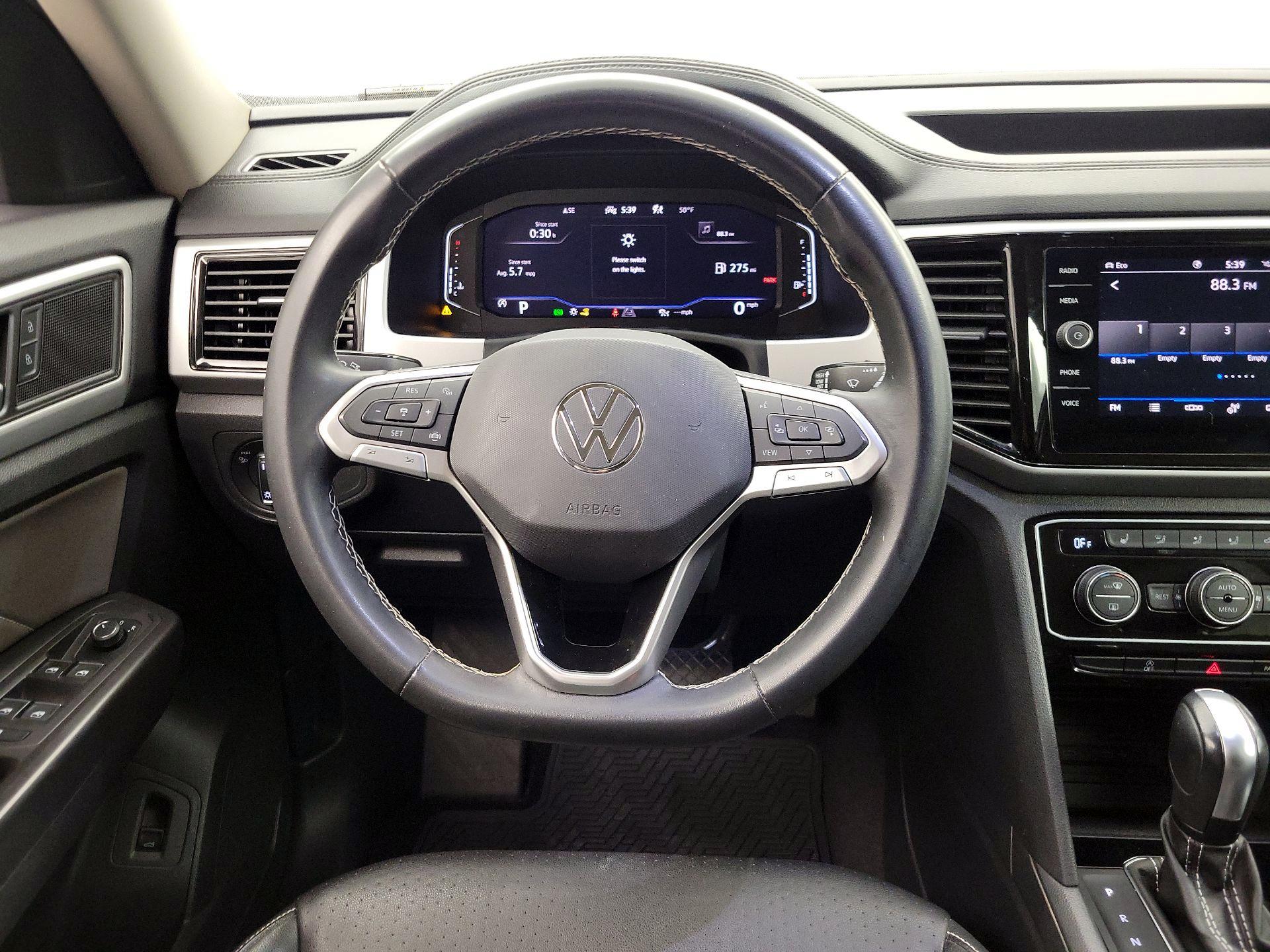 Thumbnail: 2023 Volkswagen Atlas - 10