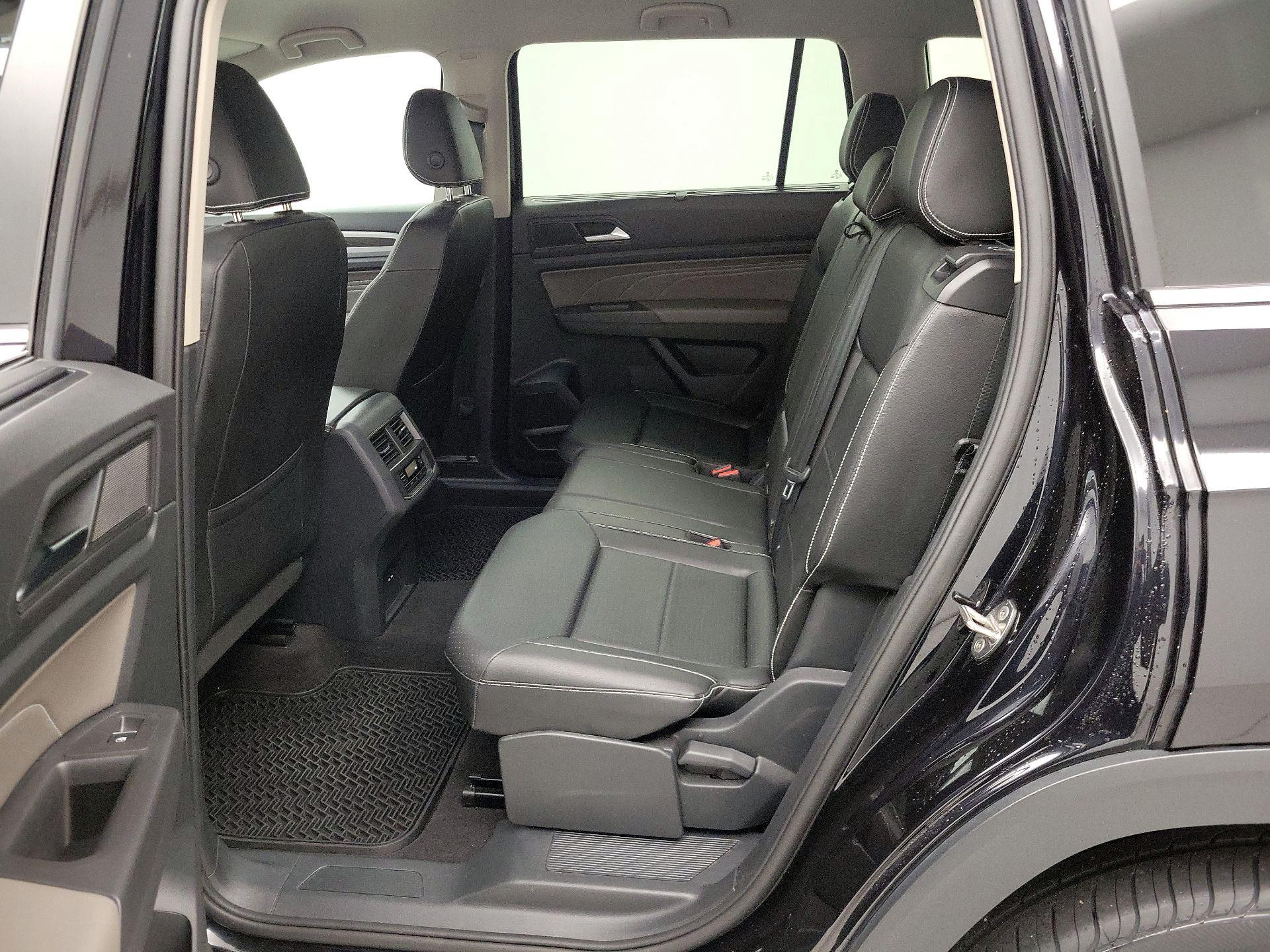 Thumbnail: 2023 Volkswagen Atlas - 19