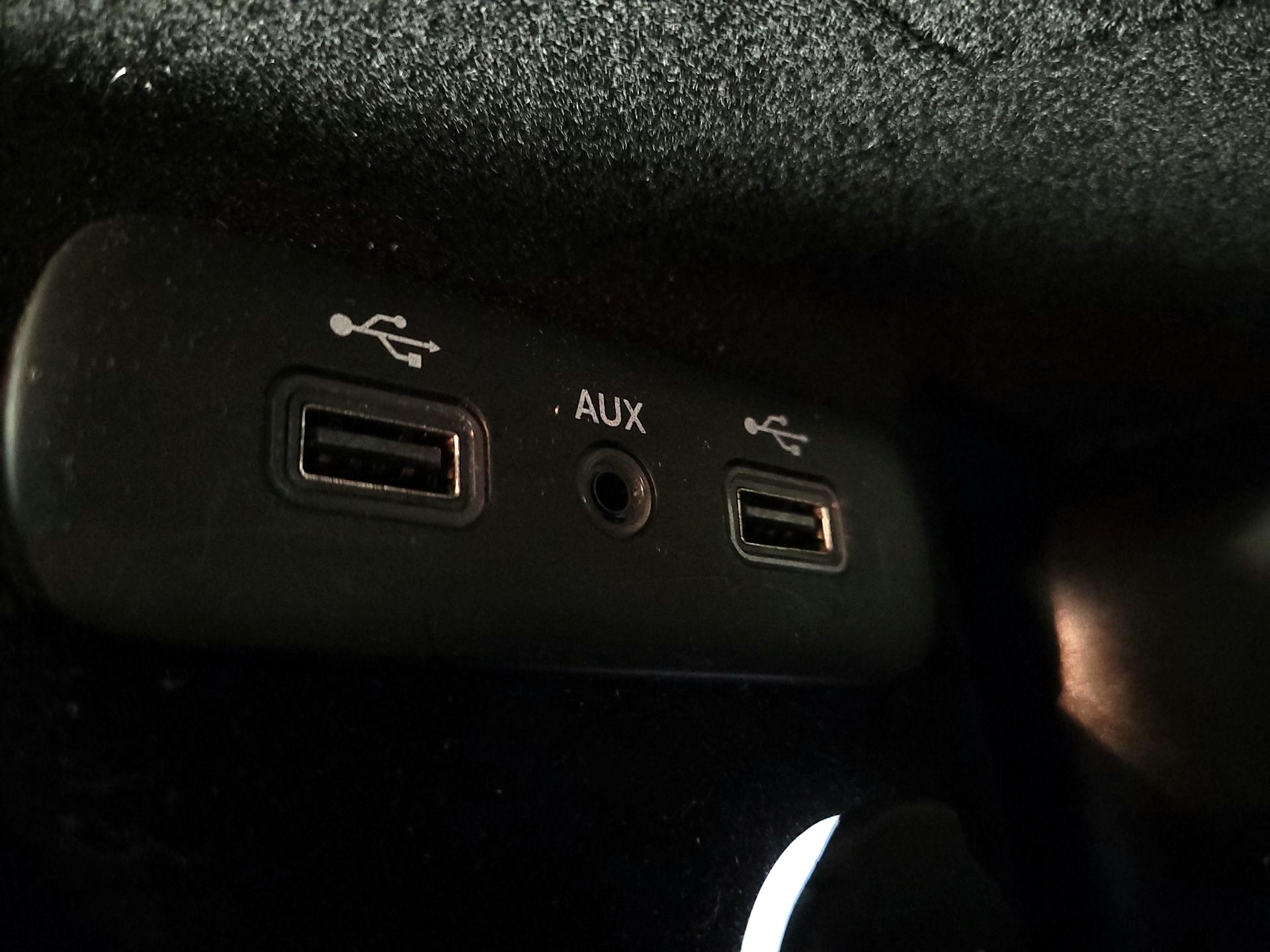 Thumbnail: 2017 Dodge Challenger - 18