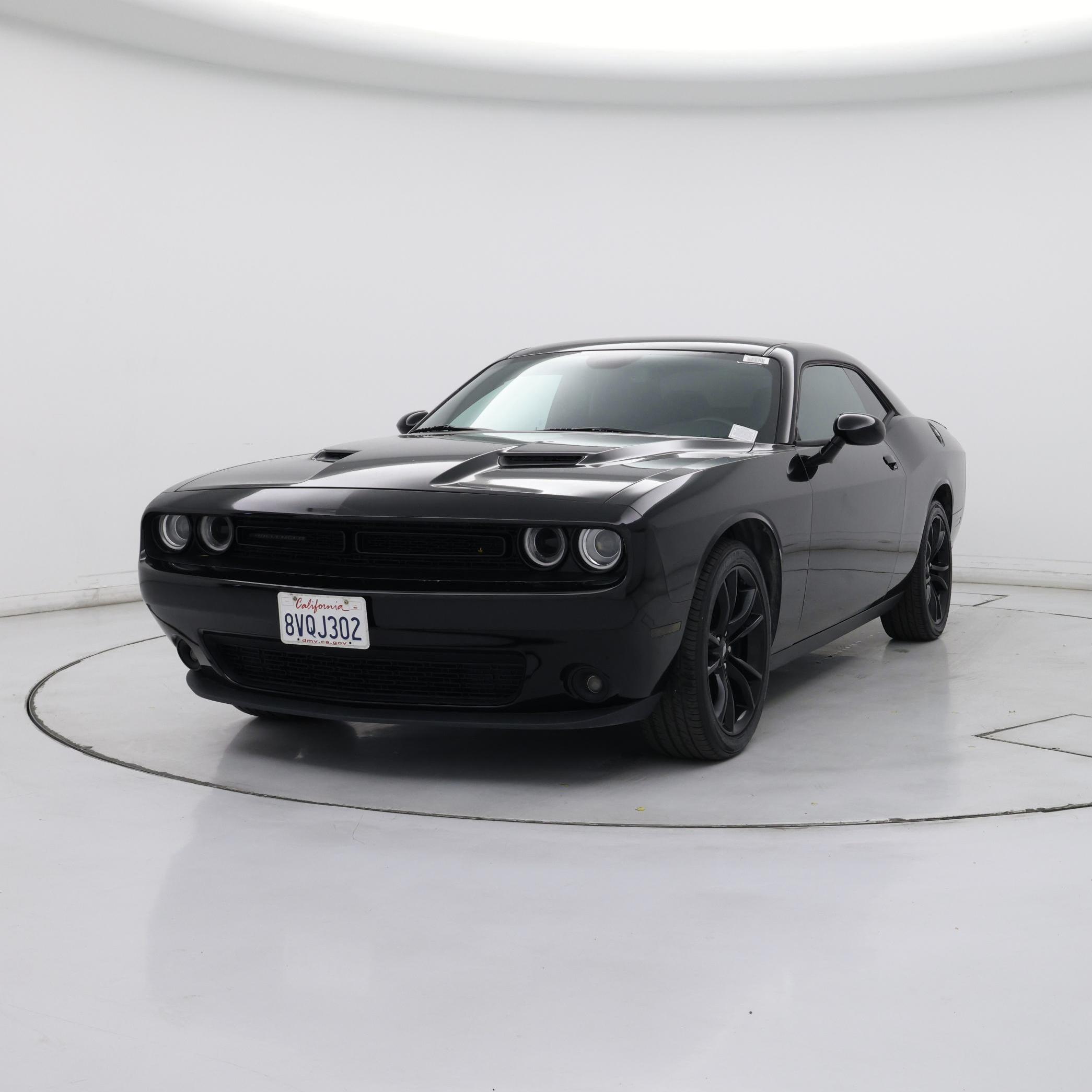 Thumbnail: 2017 Dodge Challenger - 4