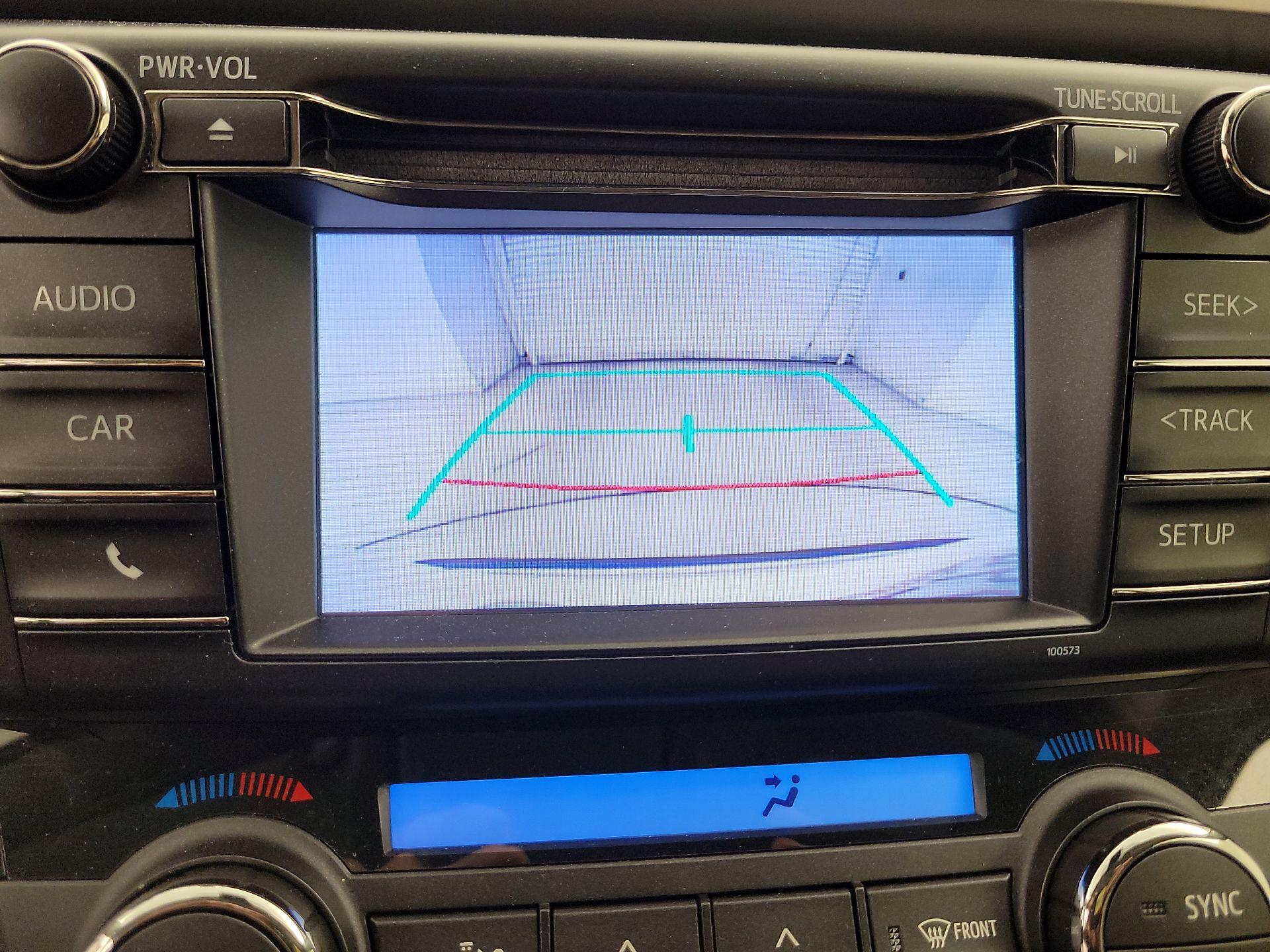 Thumbnail: 2018 Toyota RAV4 - 14