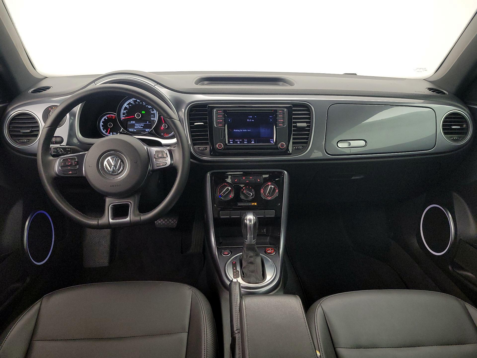 Thumbnail: 2017 Volkswagen Beetle - 9