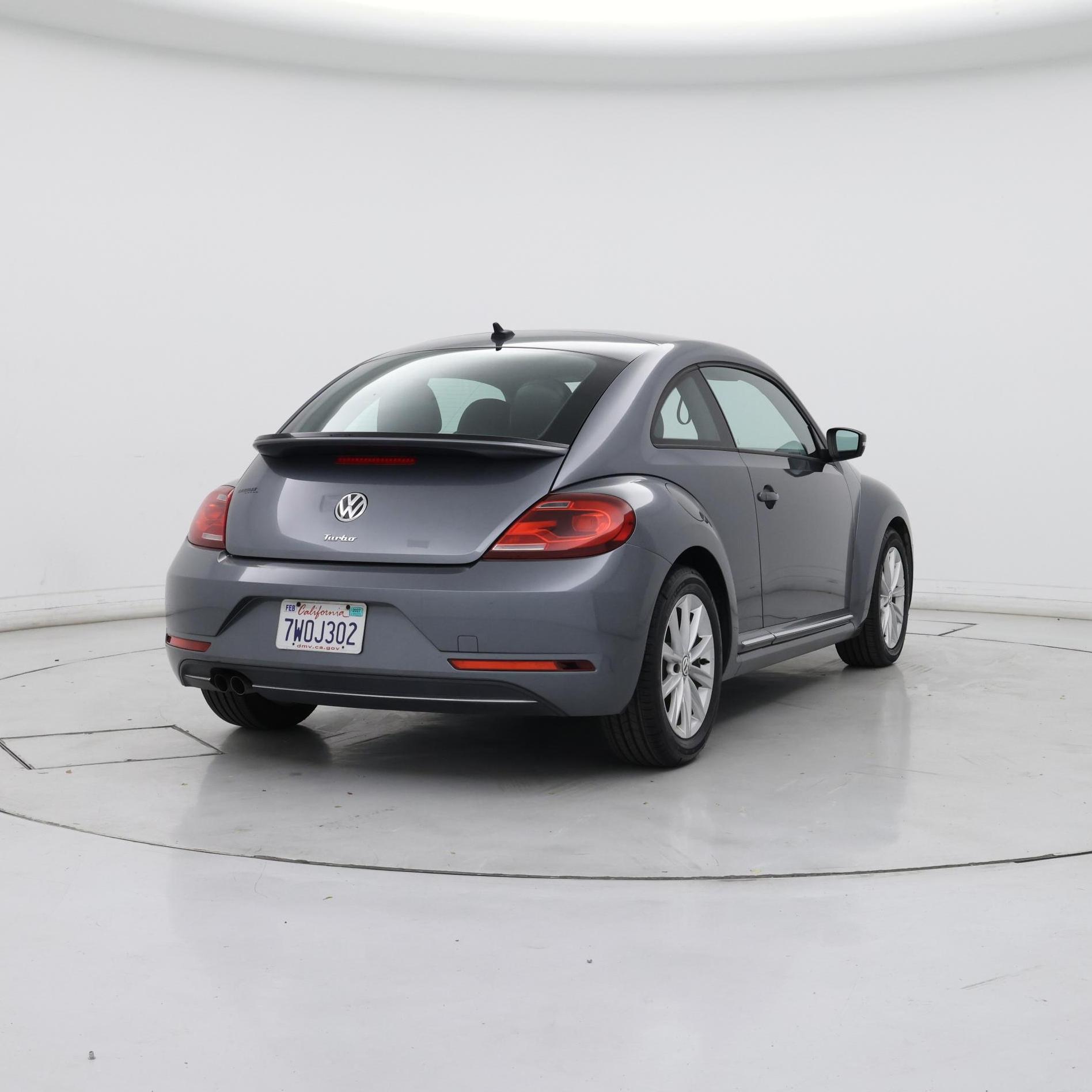 Thumbnail: 2017 Volkswagen Beetle - 8