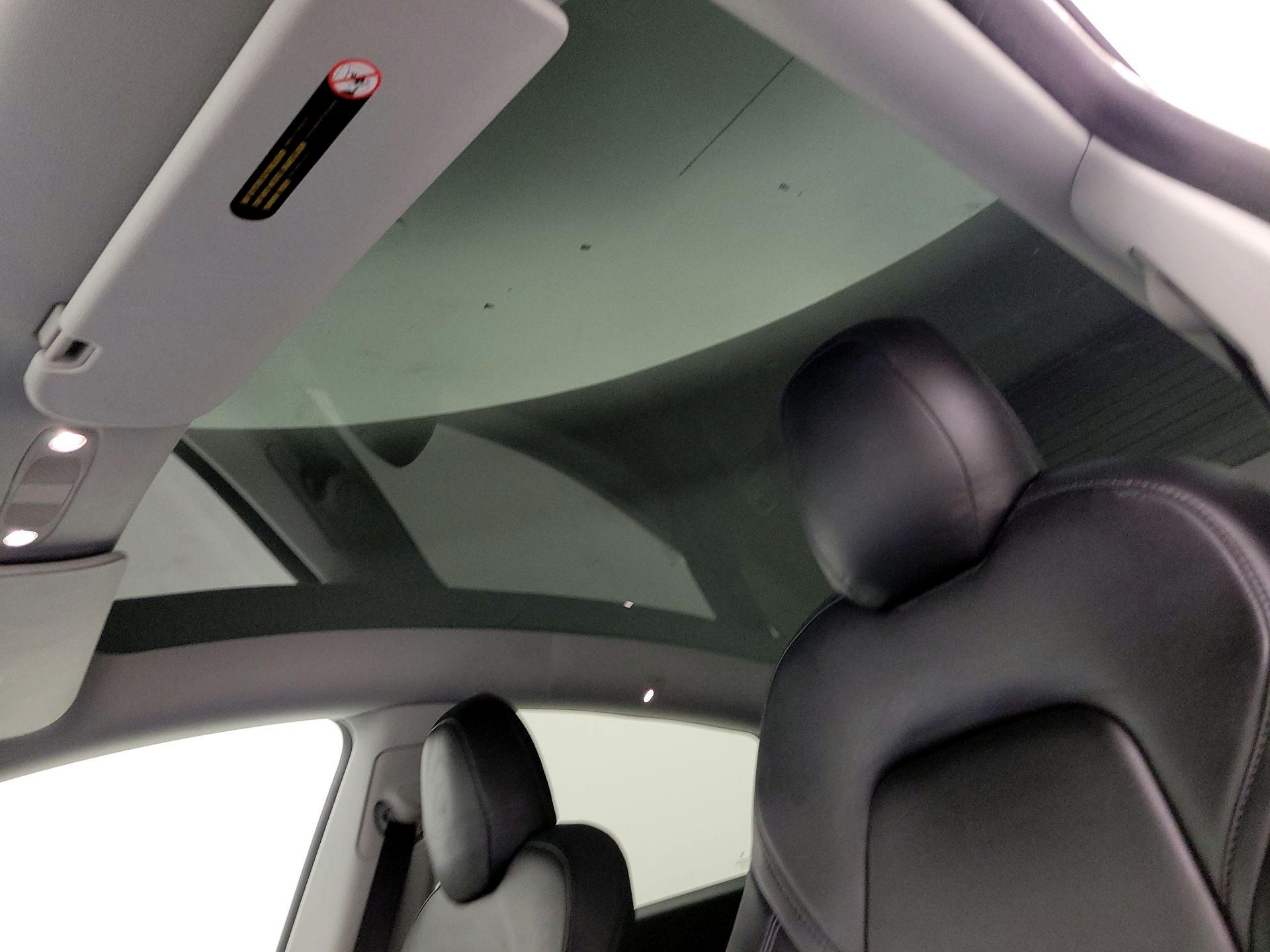 Thumbnail: 2020 Tesla Model Y - 19